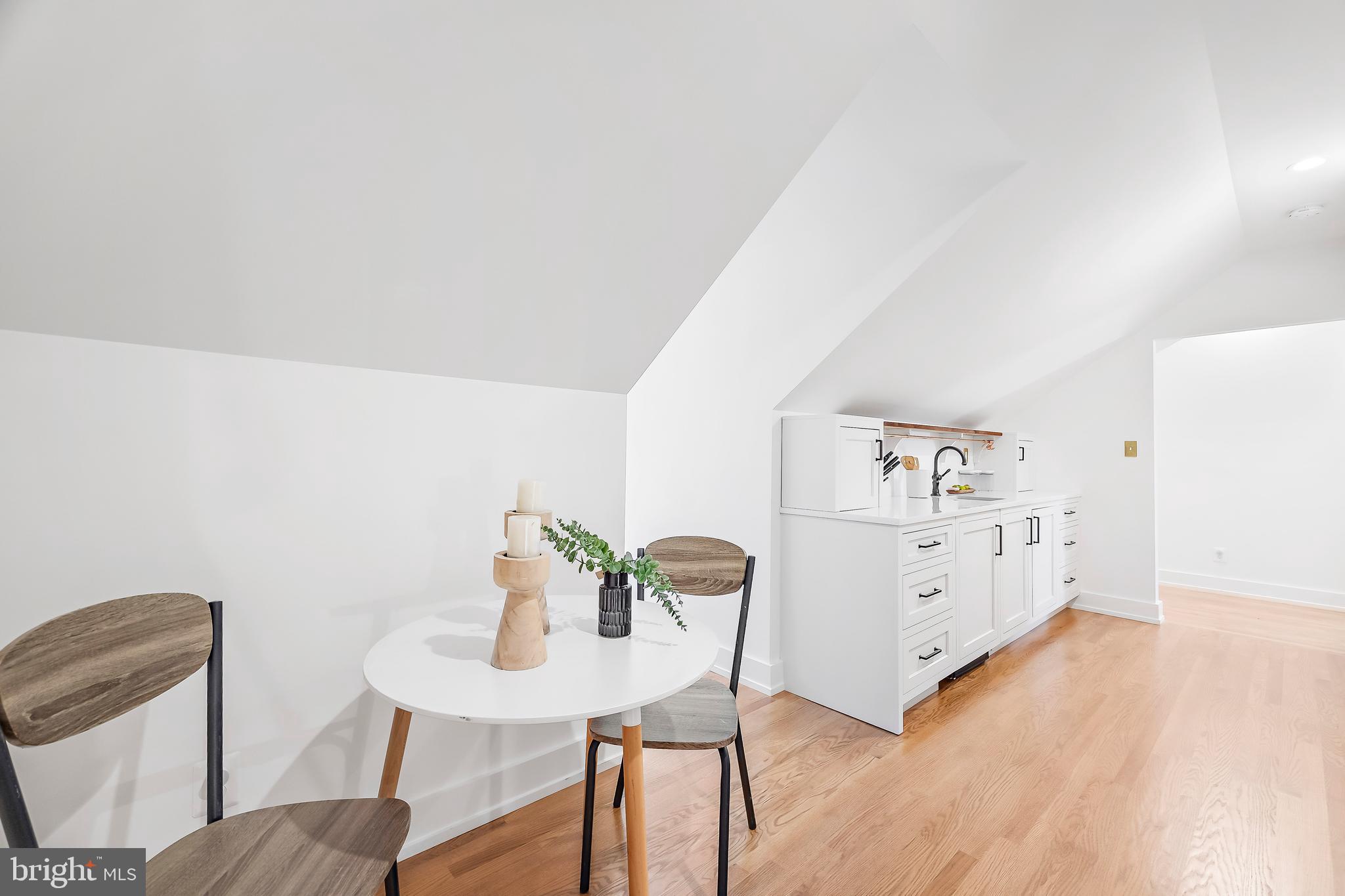 LAURELFORD - Residential