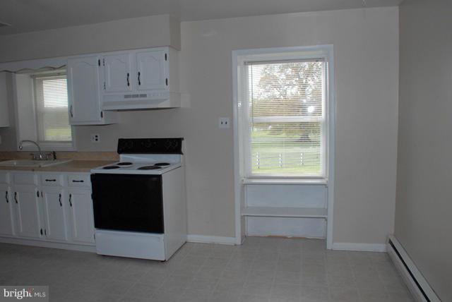 SERENITY FARM - Residential Lease