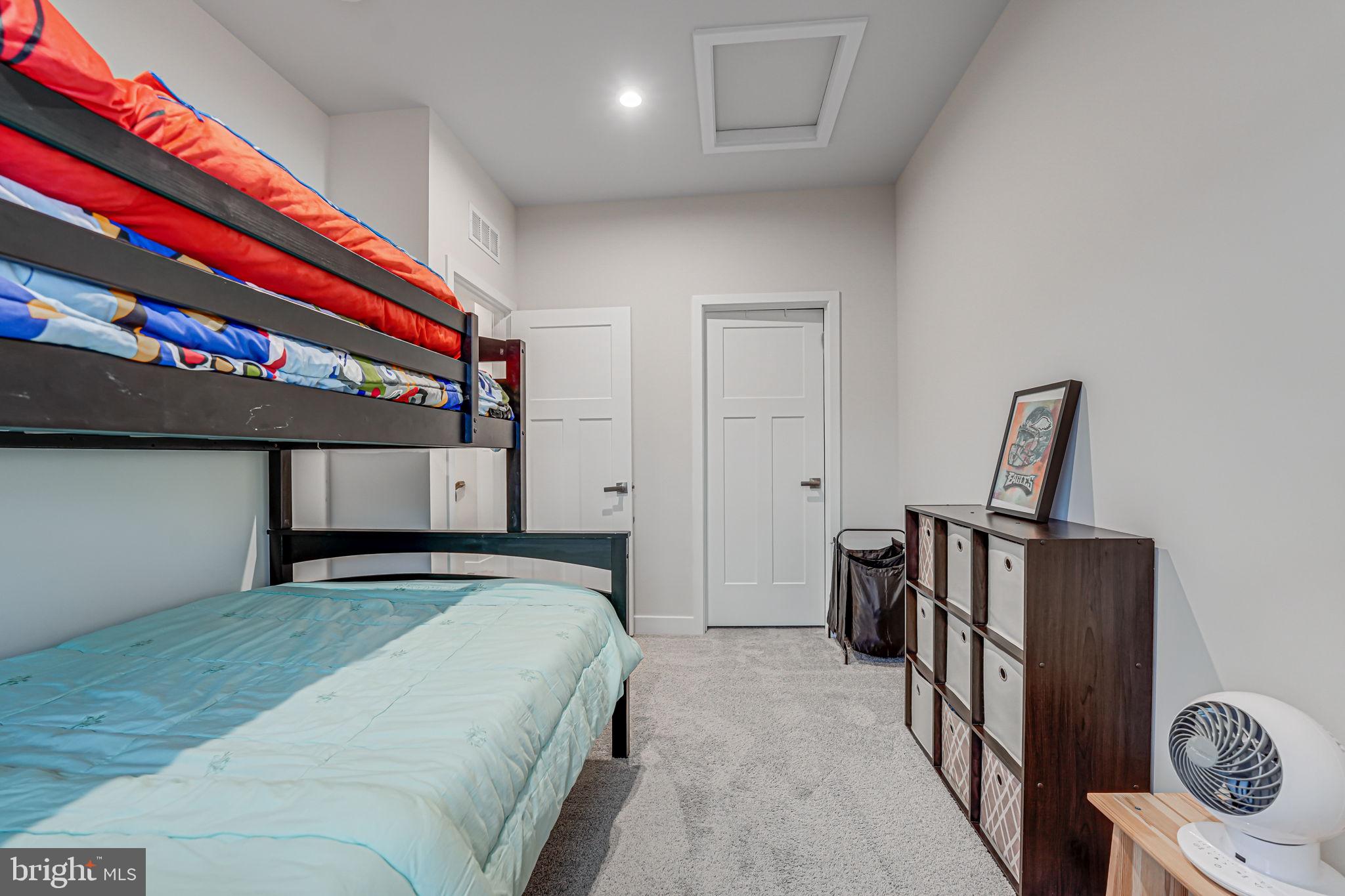 ARCOLA TOWN CENTER - Residential