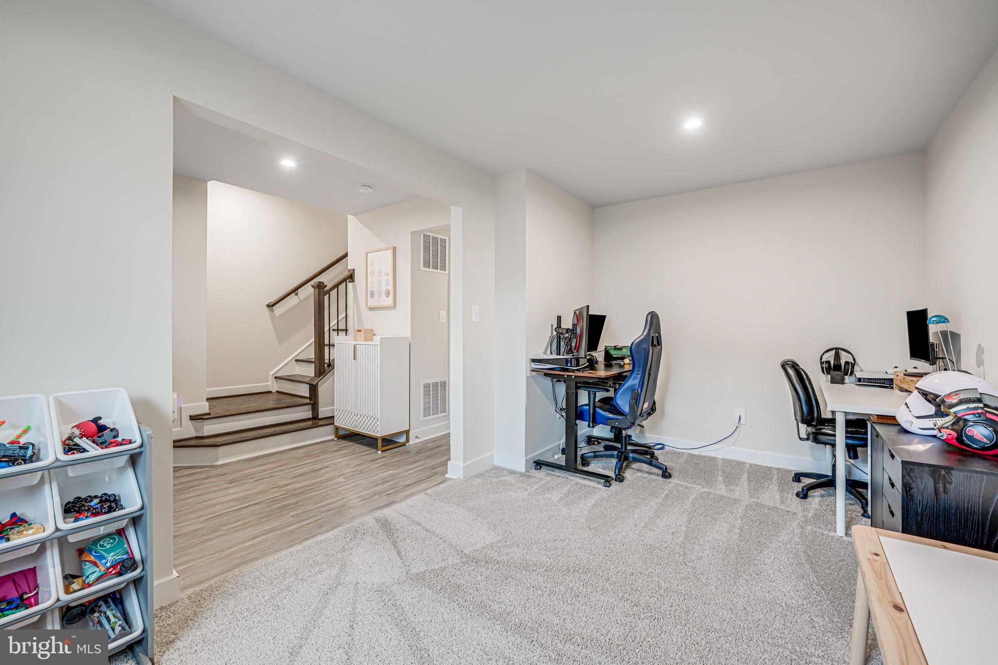 ARCOLA TOWN CENTER - Residential