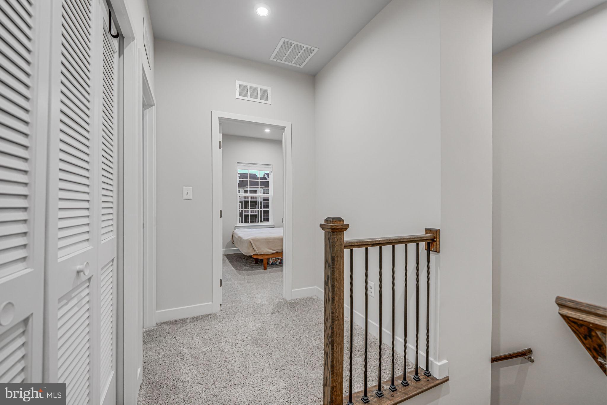 ARCOLA TOWN CENTER - Residential