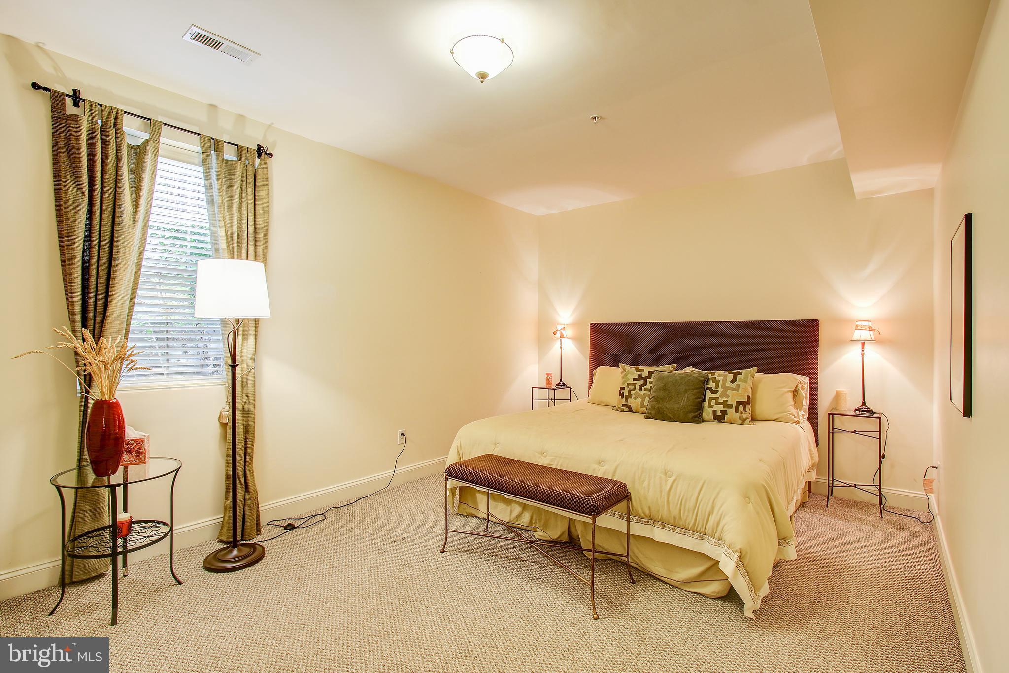 NORTH BETHESDA GROVE - Residential