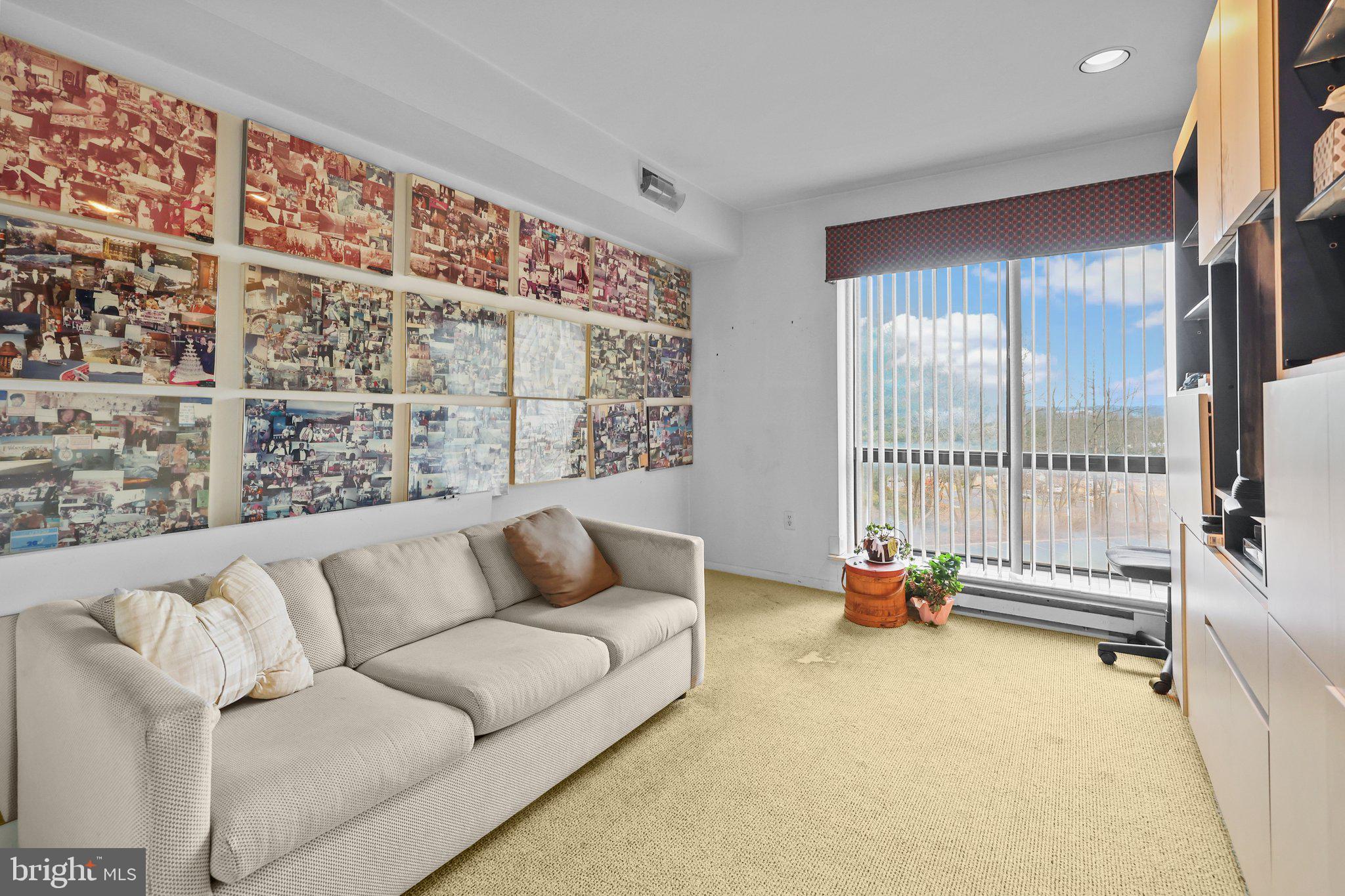 HILL HOUSE - Residential