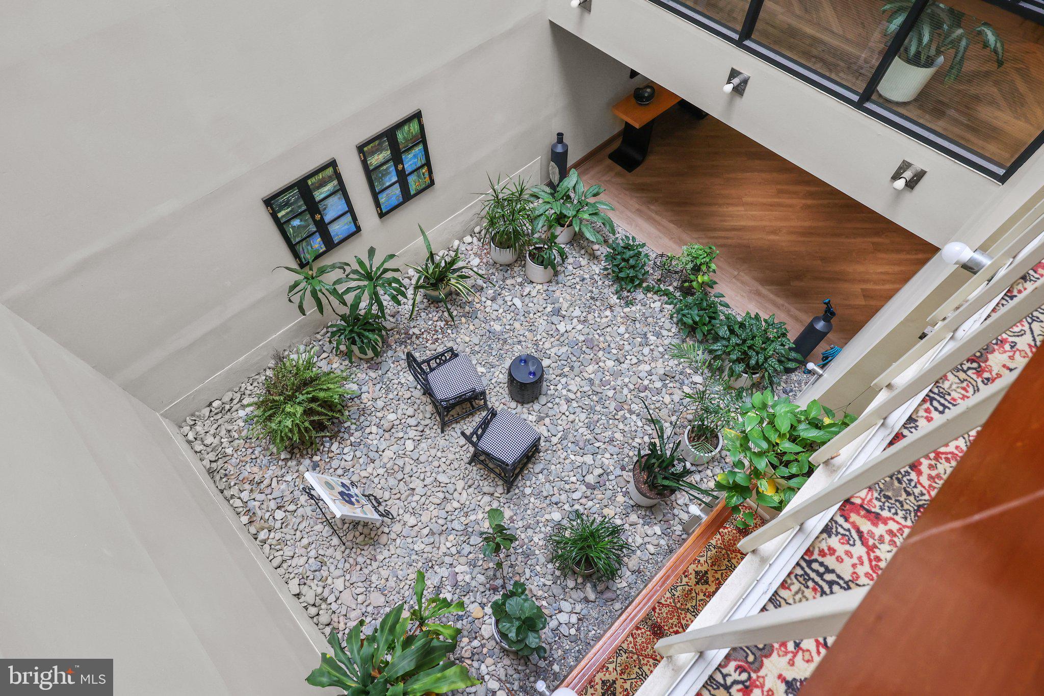 HILL HOUSE - Residential