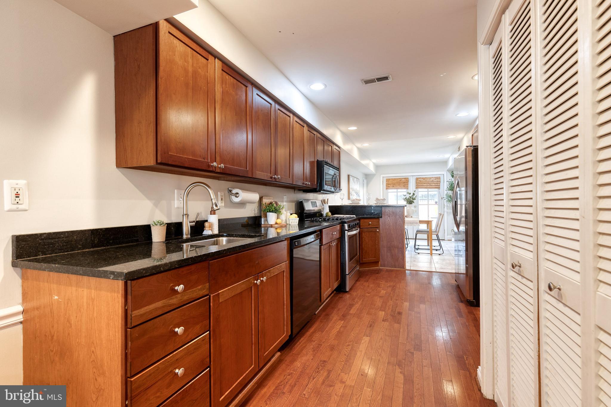 CANTON - Residential