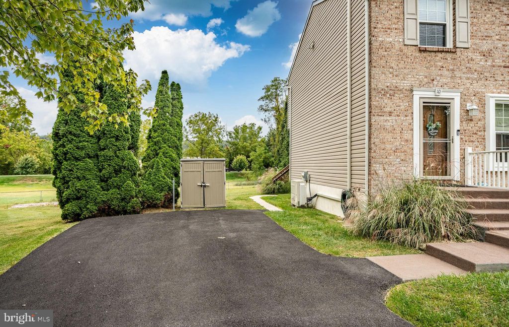 Photo of 10 Courtney Lane, THORNDALE, PA 19372 (MLS # PACT2109724)