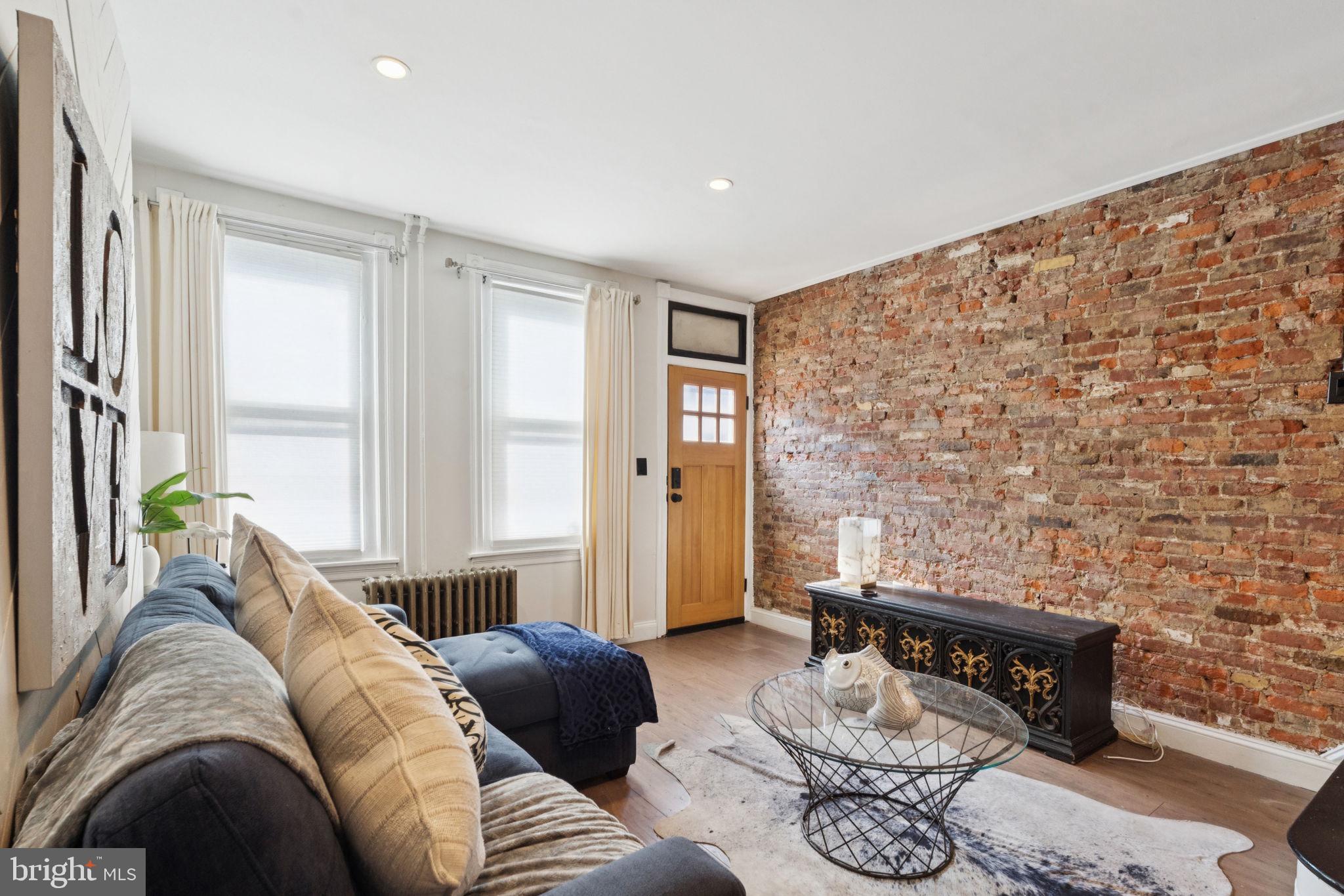 FISHTOWN - Residential Lease