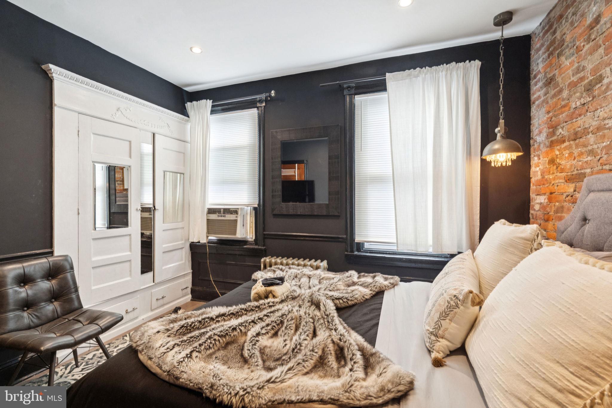 FISHTOWN - Residential Lease