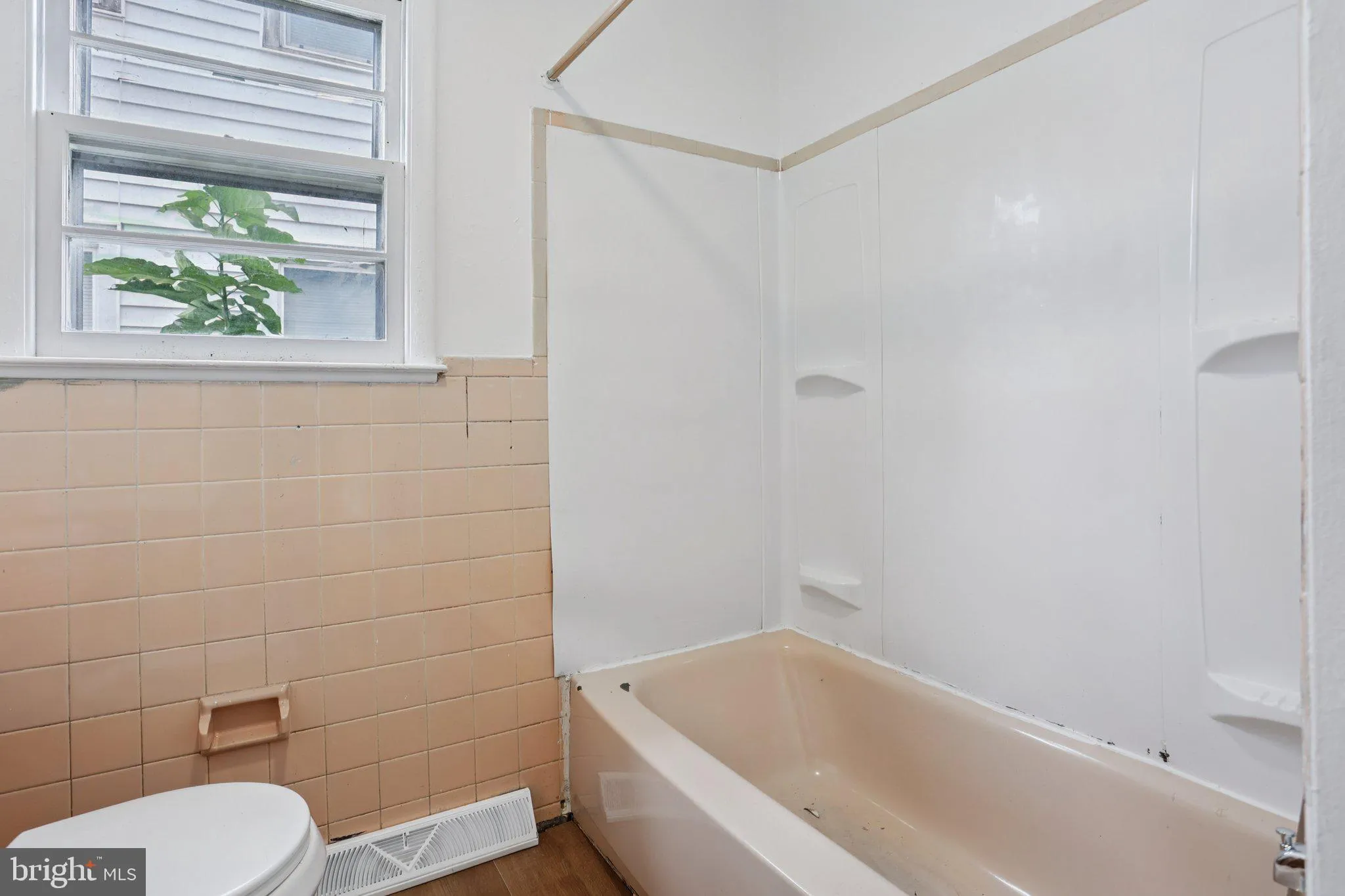 Millville, New Jersey 08332, United States, 3 Bedrooms Bedrooms, ,1 BathroomBathrooms,Residential,Coming Soon,10425