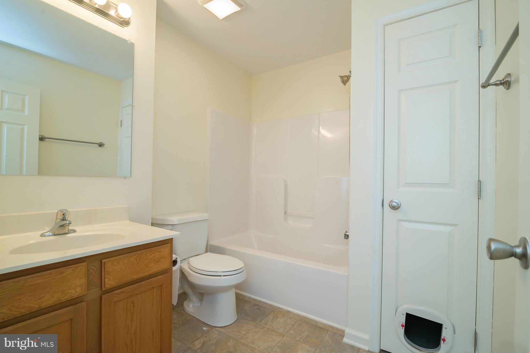 MIDDLE CREEK MANOR - Residential