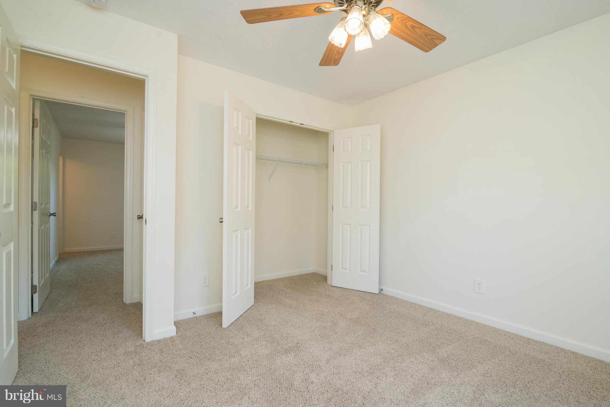 MIDDLE CREEK MANOR - Residential