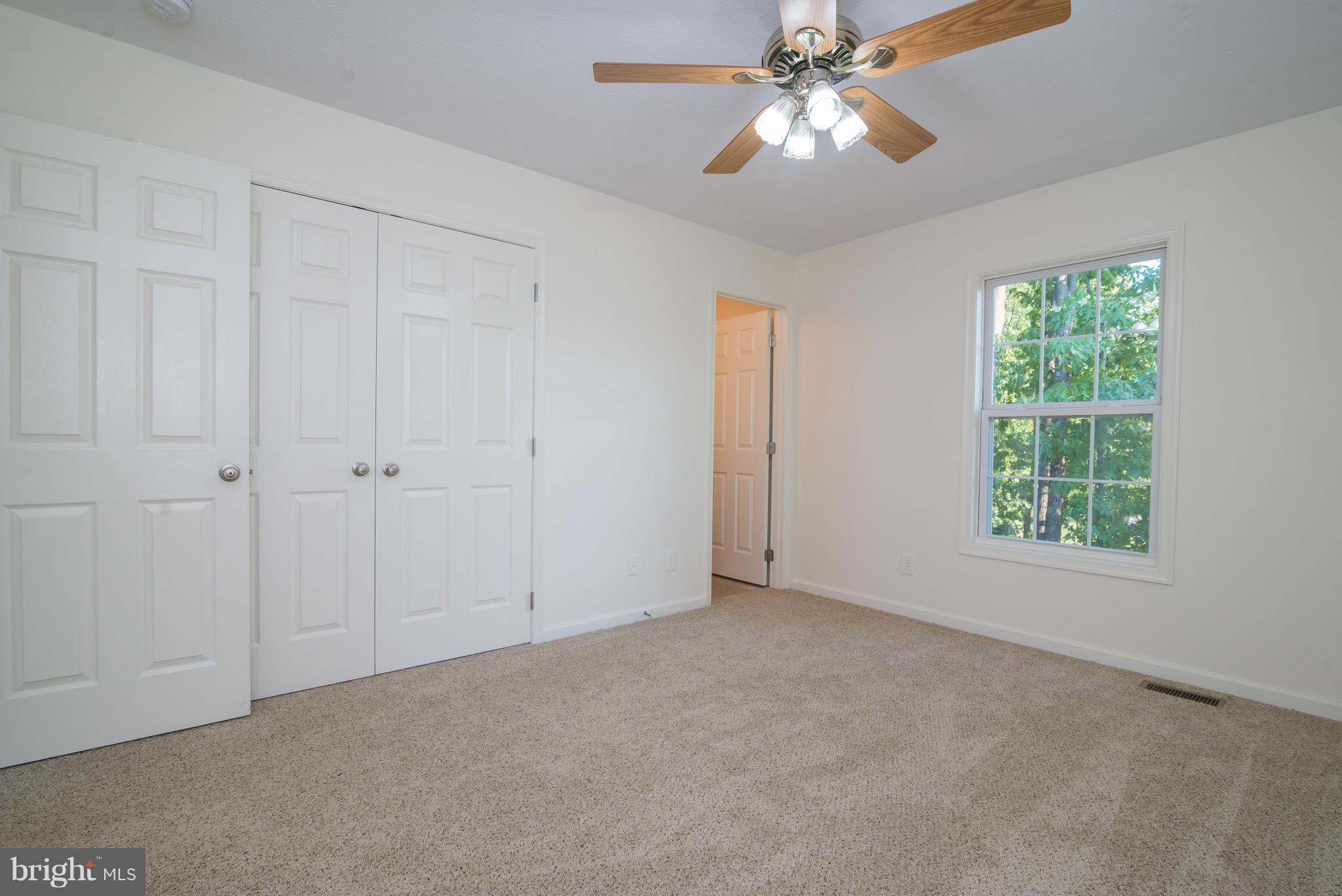 MIDDLE CREEK MANOR - Residential