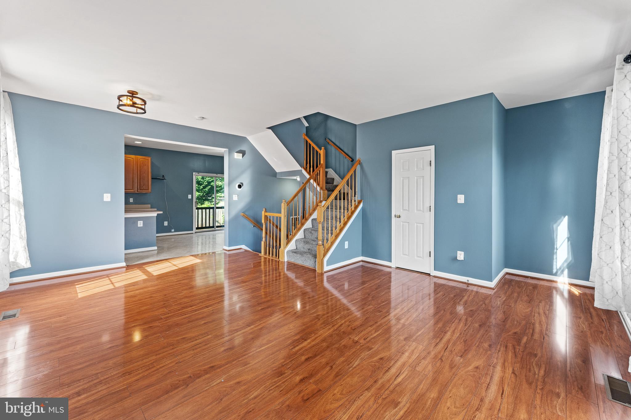 MOSBY RIDGE CONDO - Residential