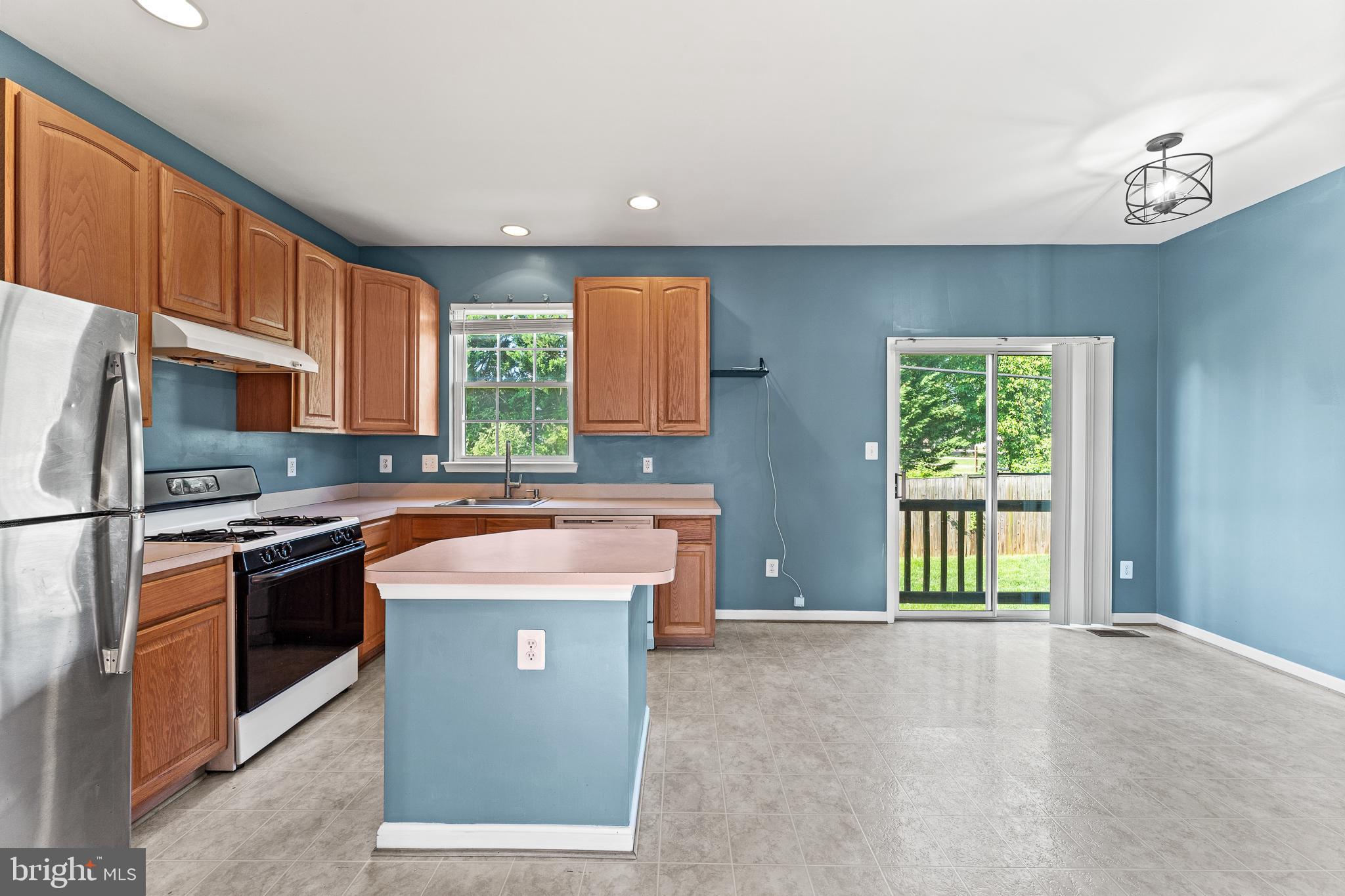 MOSBY RIDGE CONDO - Residential