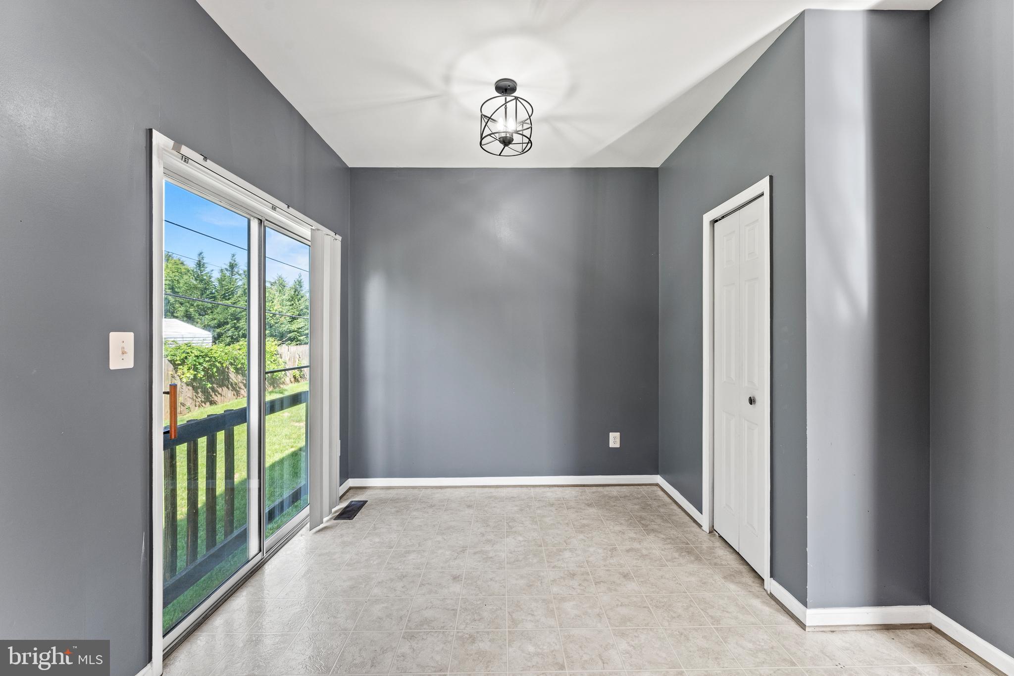 MOSBY RIDGE CONDO - Residential