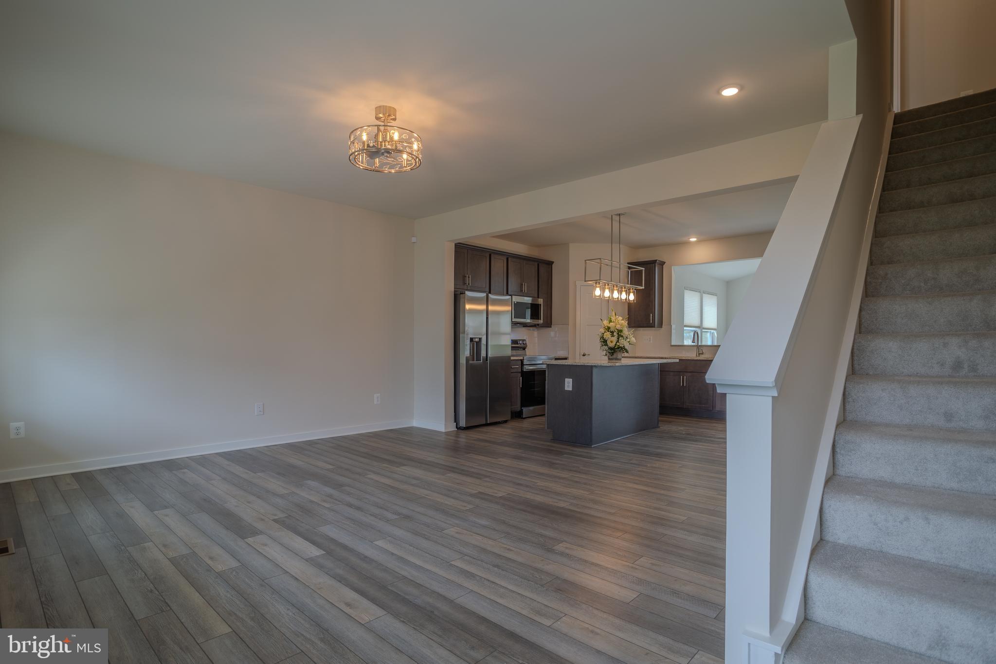 STONEY RIDGE - Residential