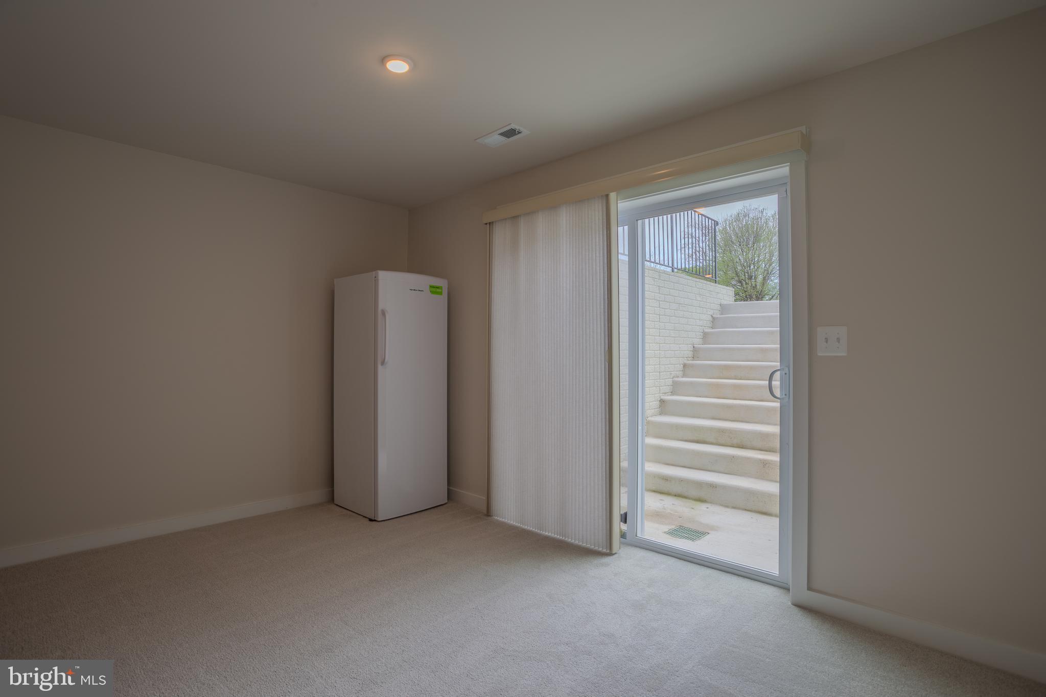 STONEY RIDGE - Residential