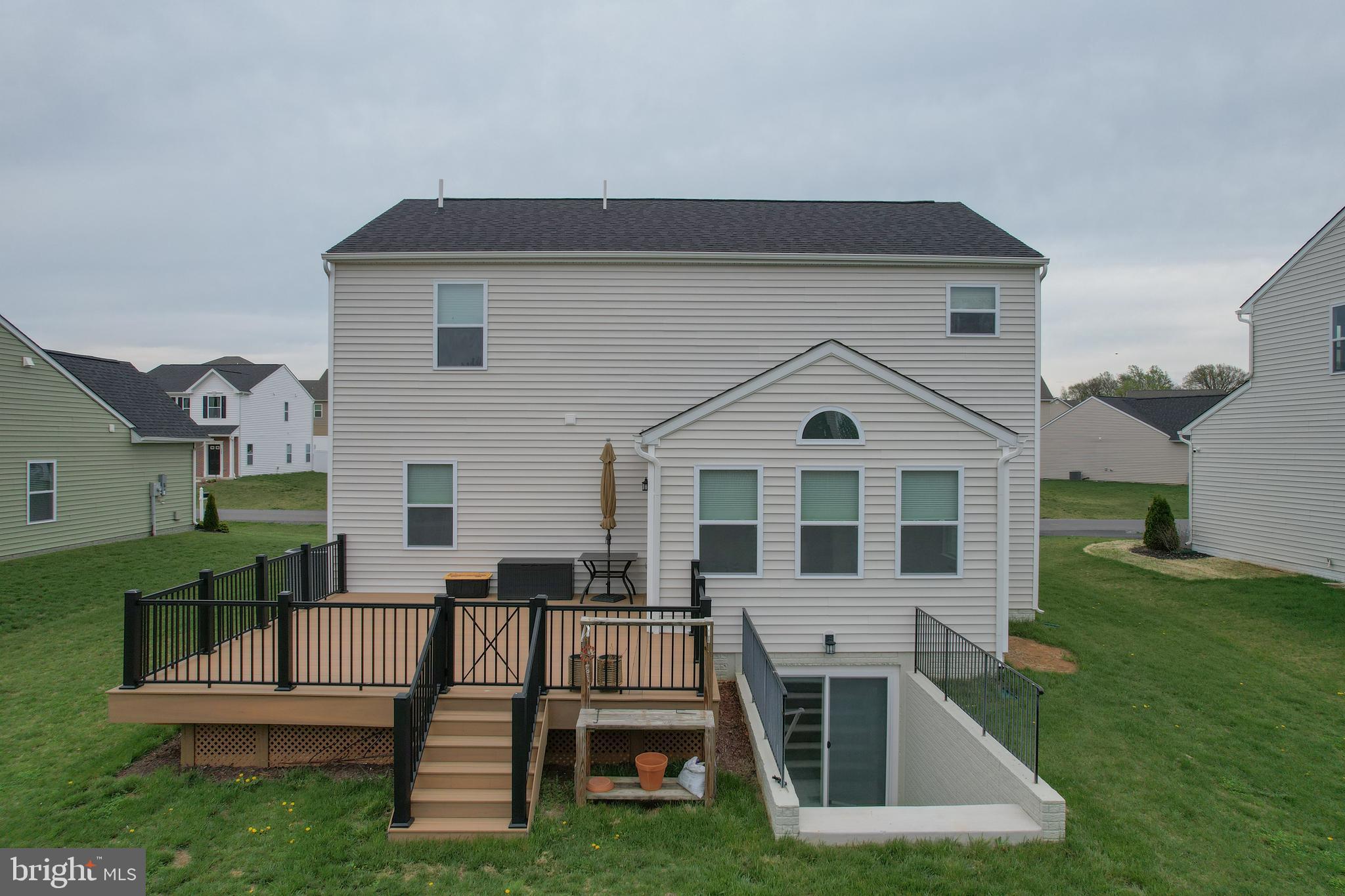 STONEY RIDGE - Residential