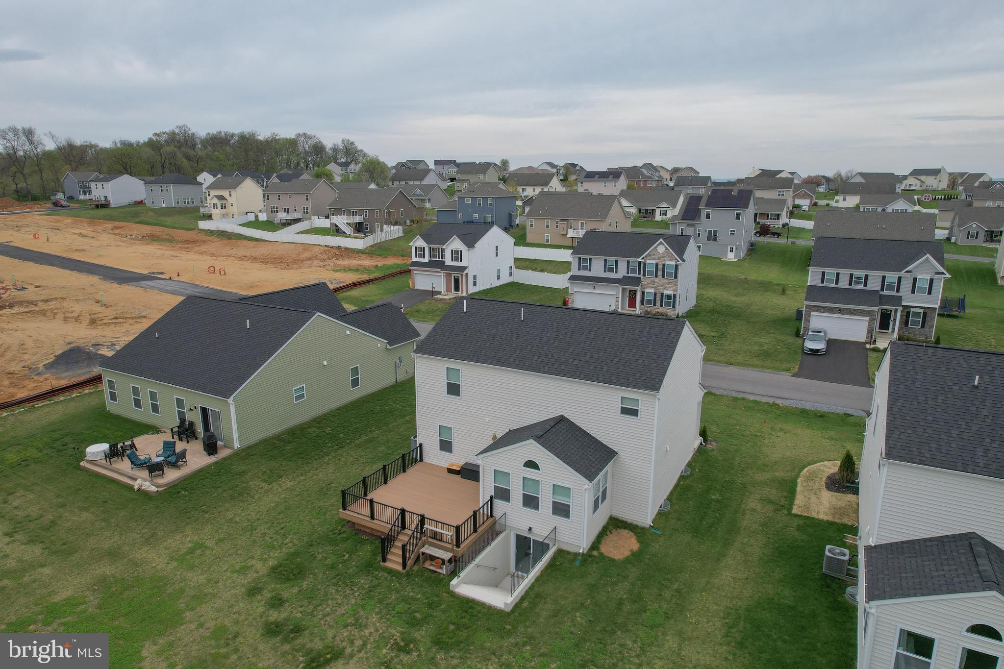 STONEY RIDGE - Residential