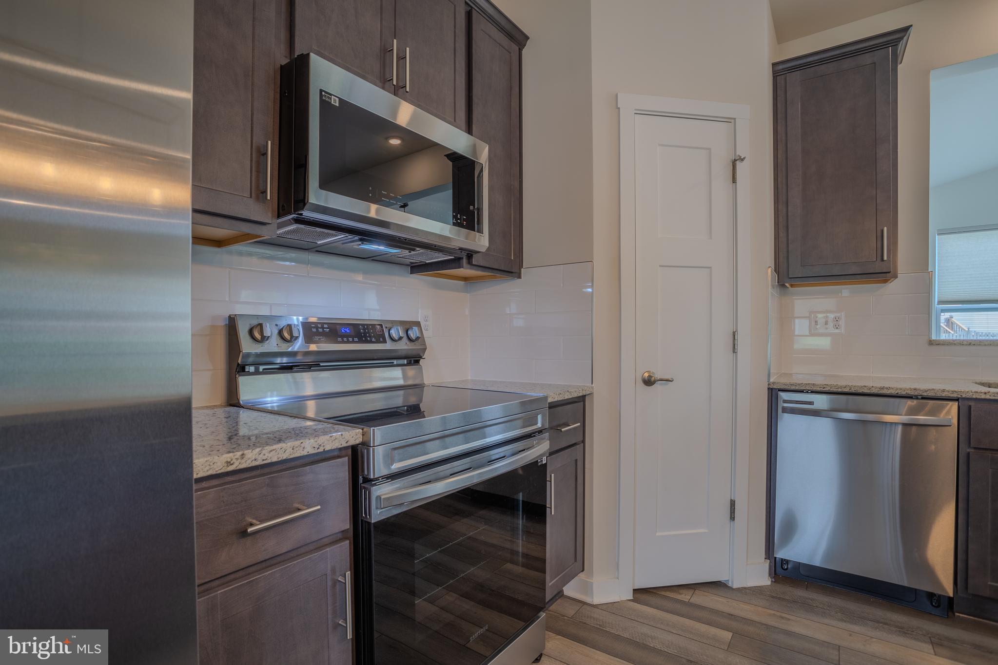 STONEY RIDGE - Residential