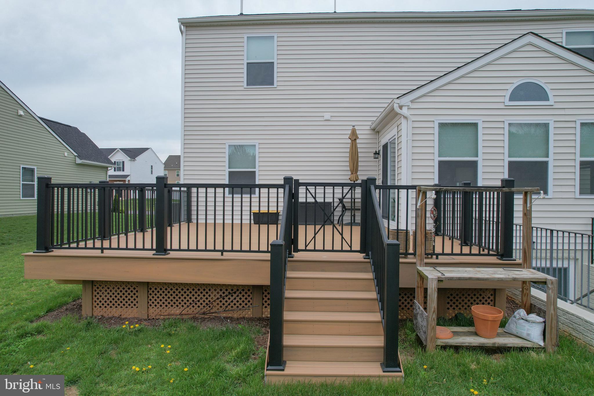 STONEY RIDGE - Residential