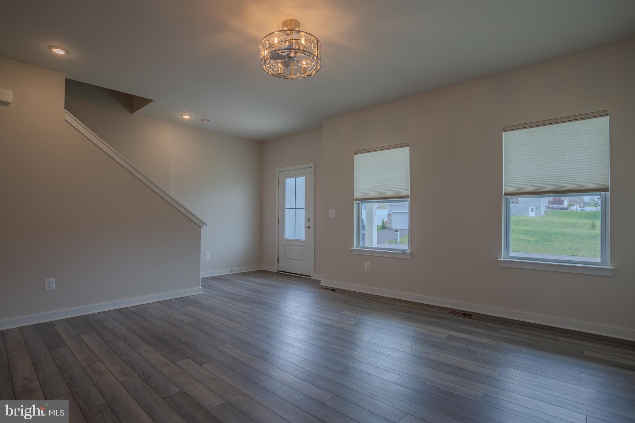 STONEY RIDGE - Residential