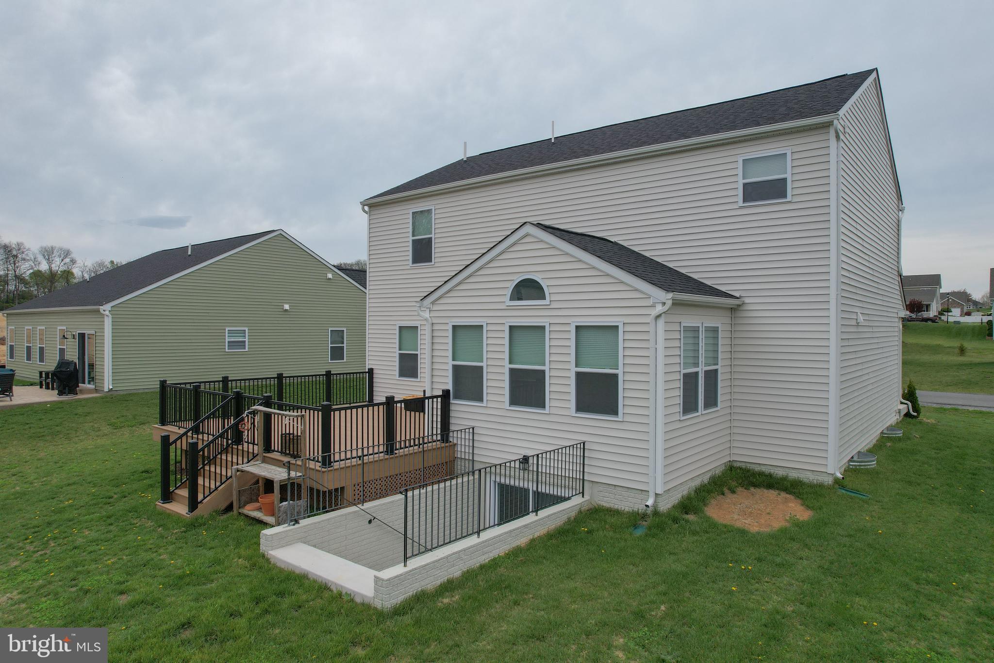 STONEY RIDGE - Residential