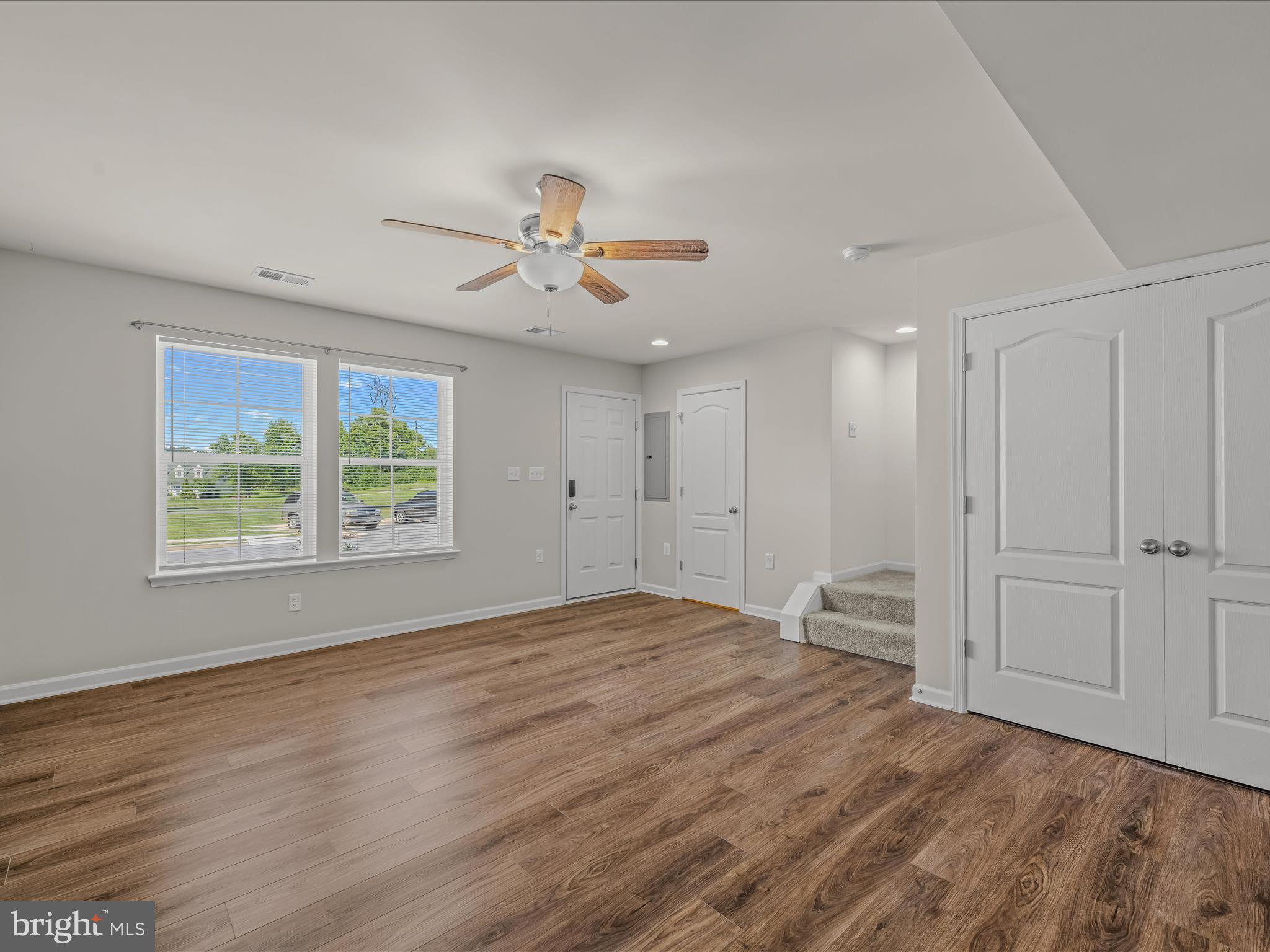 ARCHERS ROCK - Residential