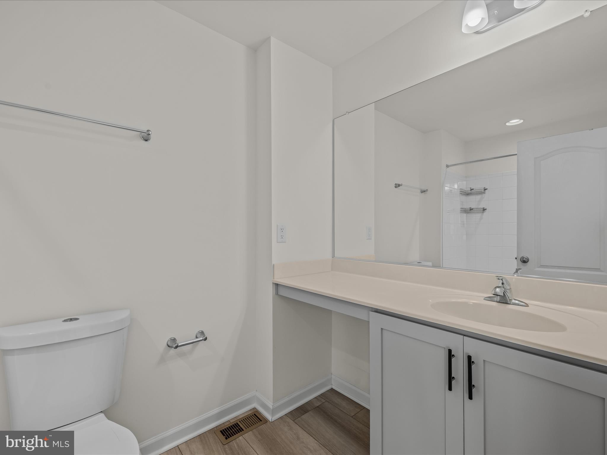 ARCHERS ROCK - Residential