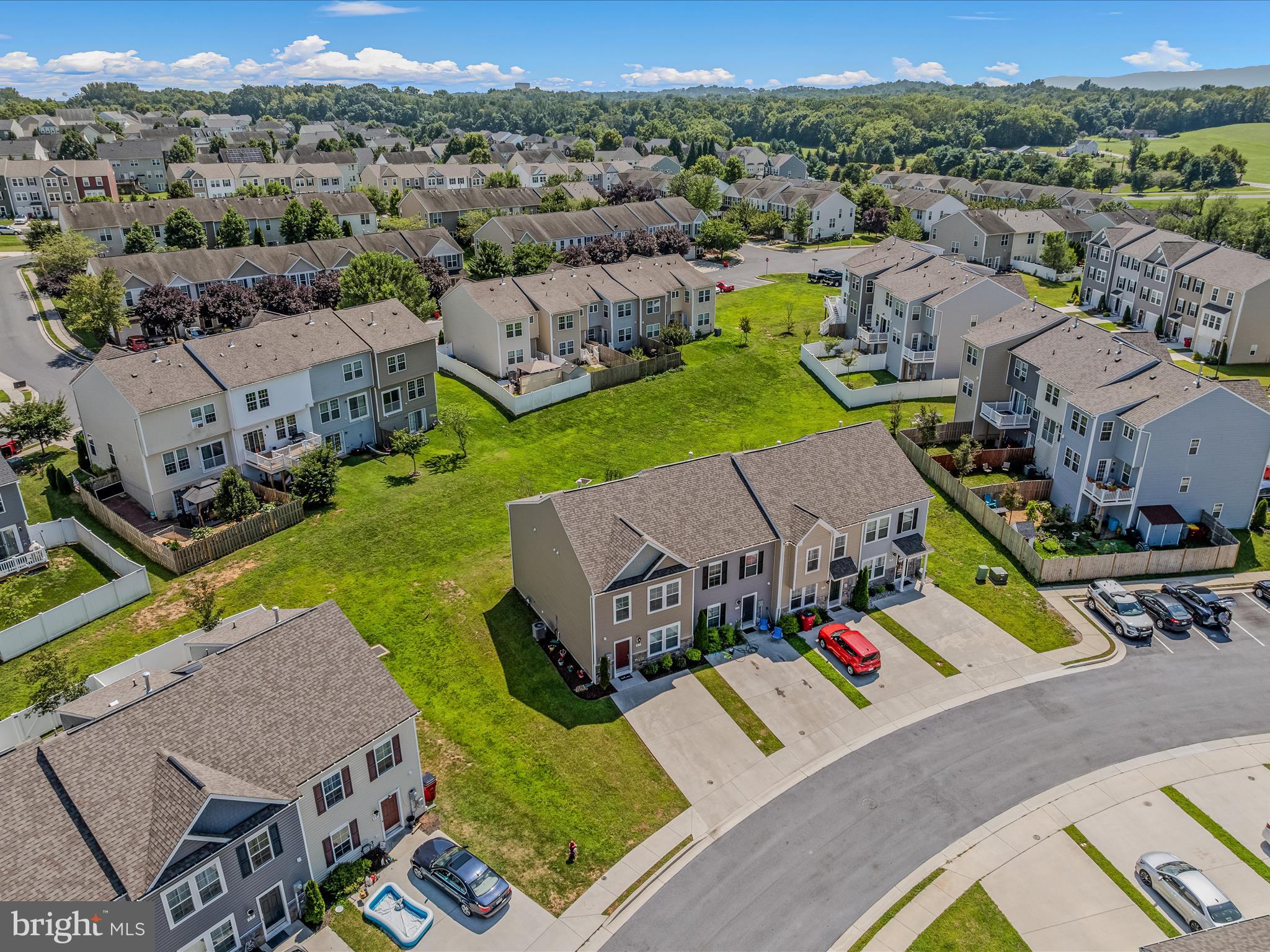 ARCHERS ROCK - Residential