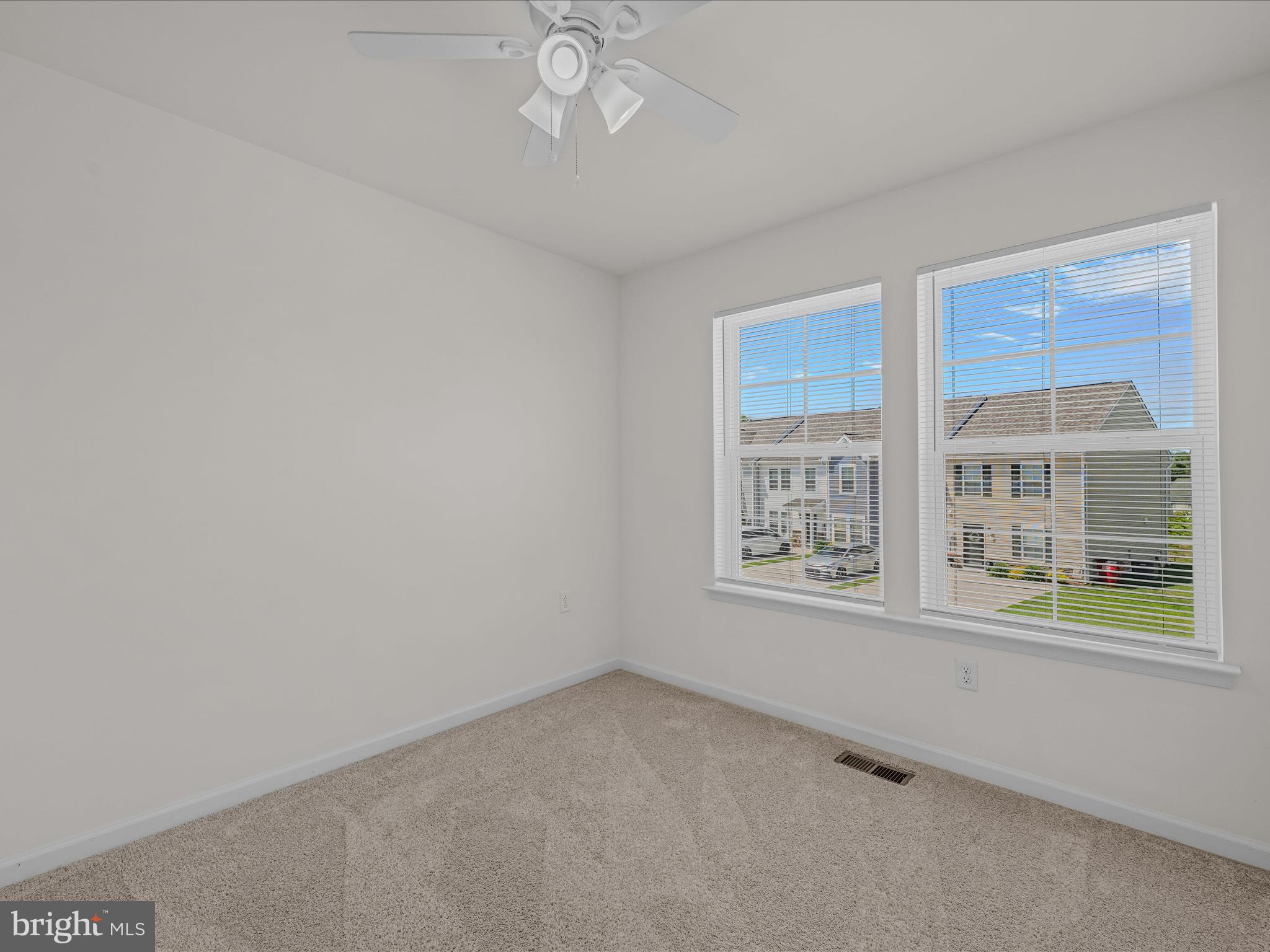 ARCHERS ROCK - Residential