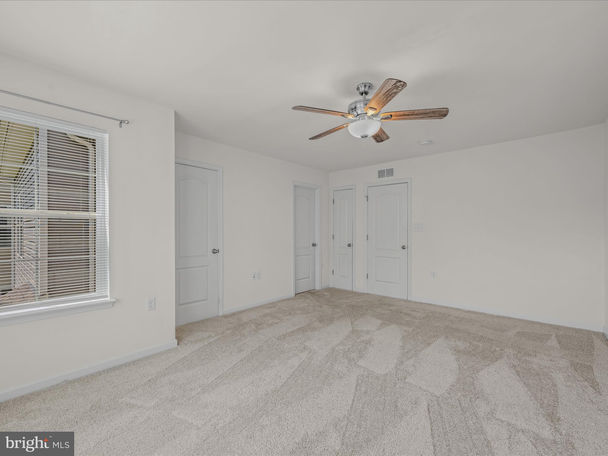 ARCHERS ROCK - Residential