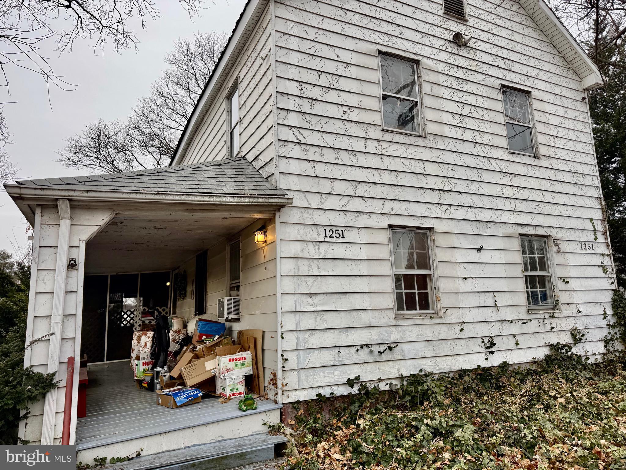 ARBUTUS TERRACE - Residential