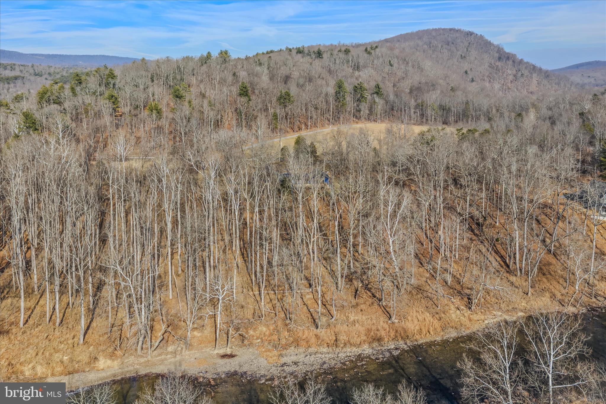 MOUNTAIN RIVER RETREAT - Residential