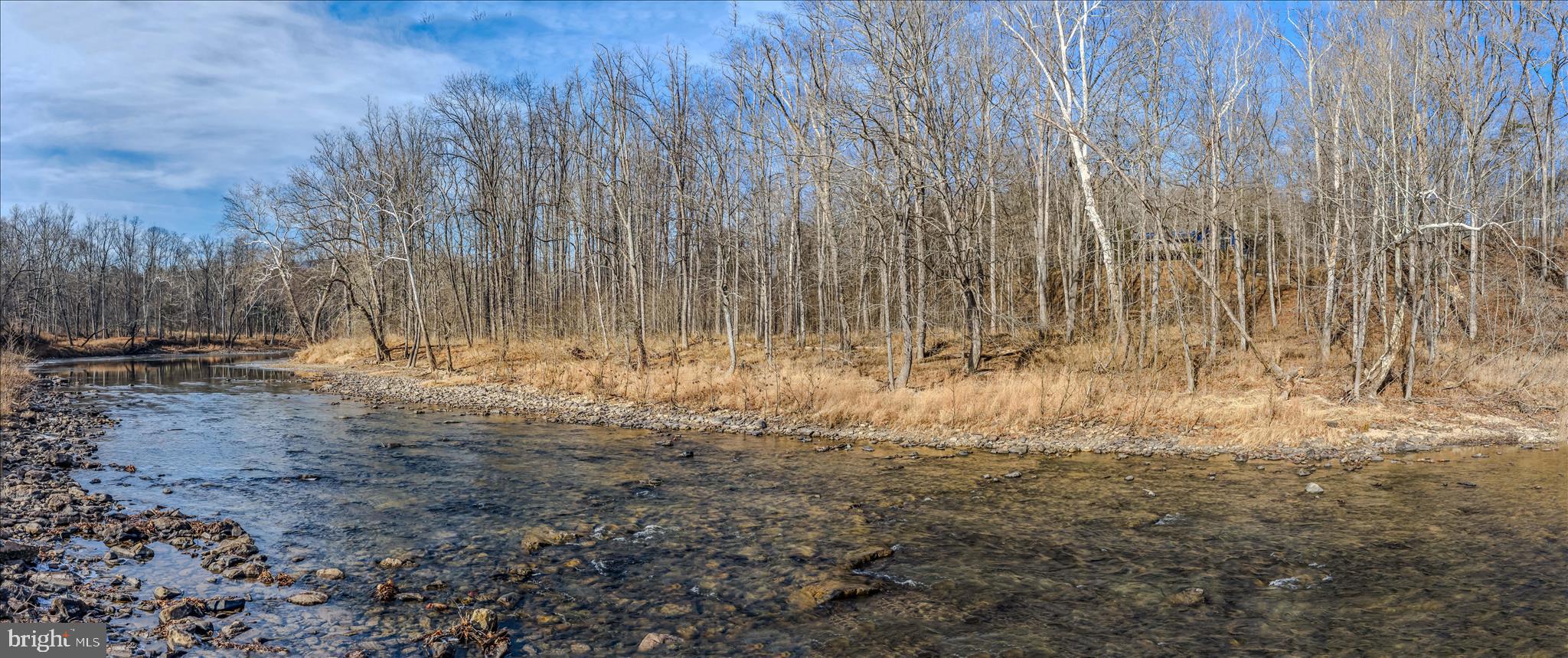MOUNTAIN RIVER RETREAT - Residential