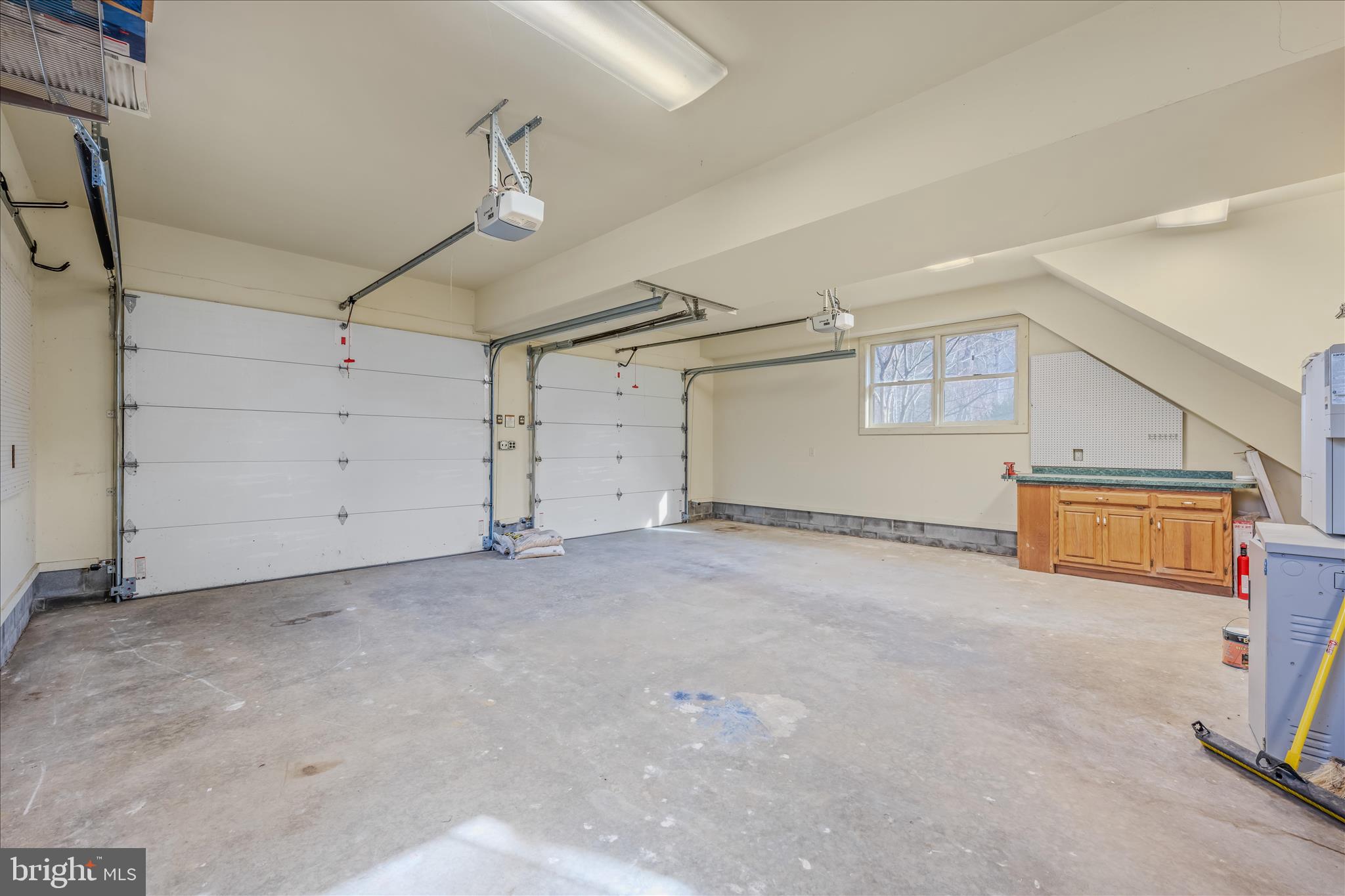 MOUNTAIN RIVER RETREAT - Residential