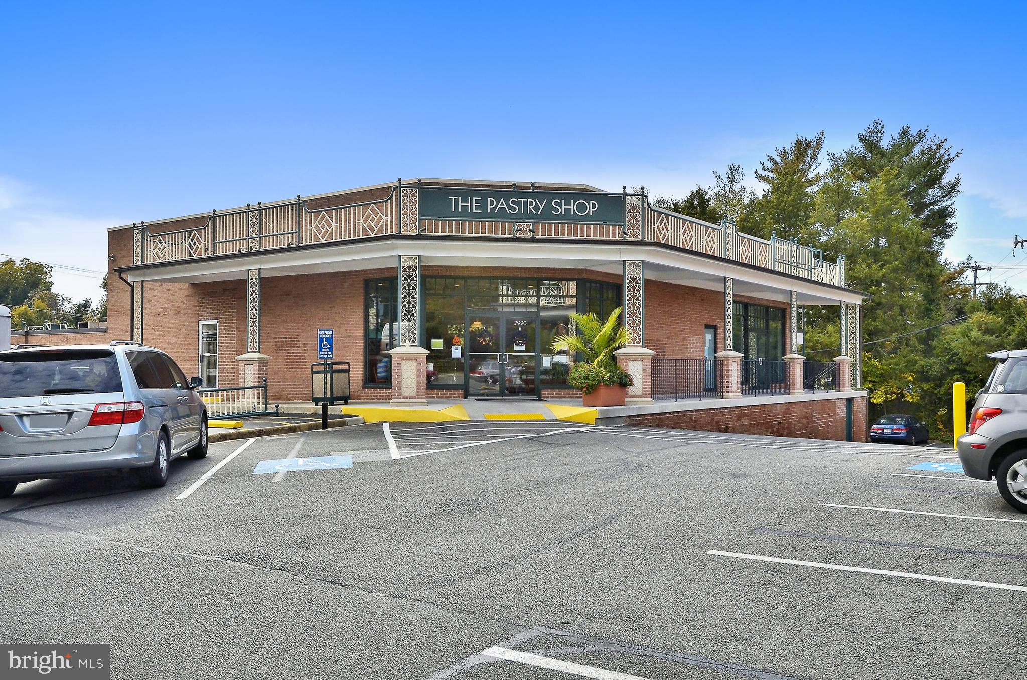 HOLLIN HALL VILLAGE - Residential