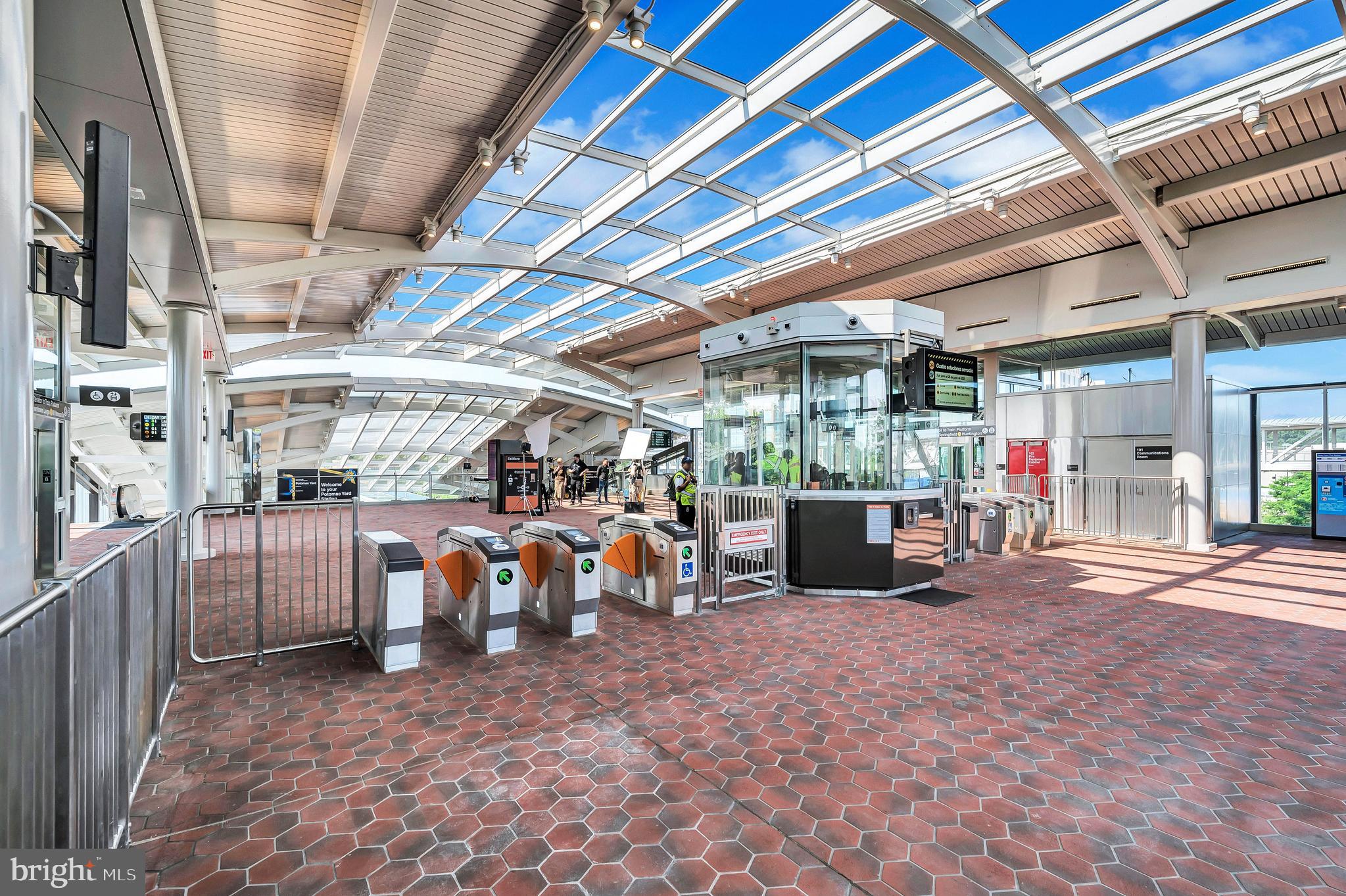 POTOMAC GREENS - Residential