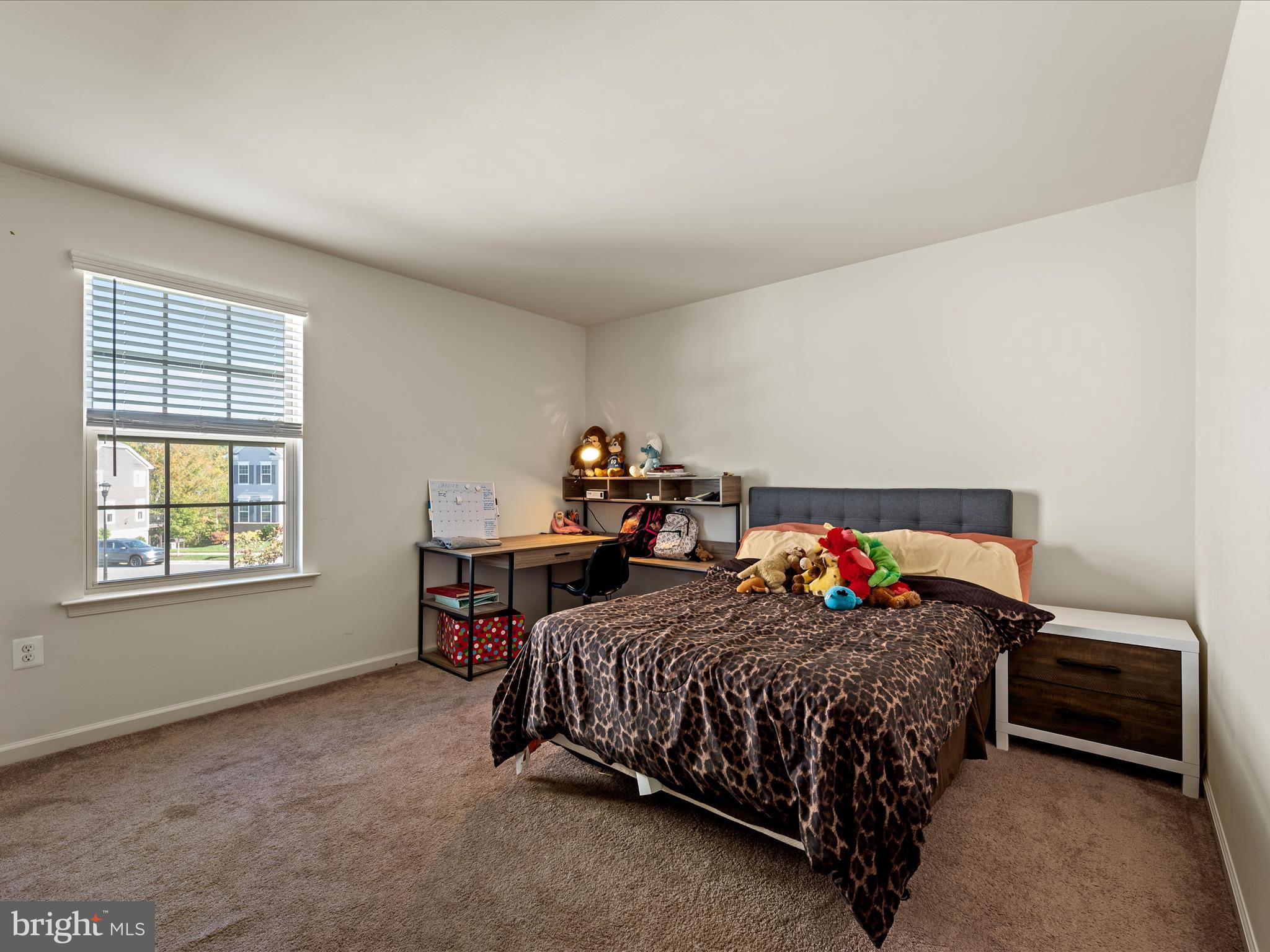 EMBREY MILL - Residential Lease