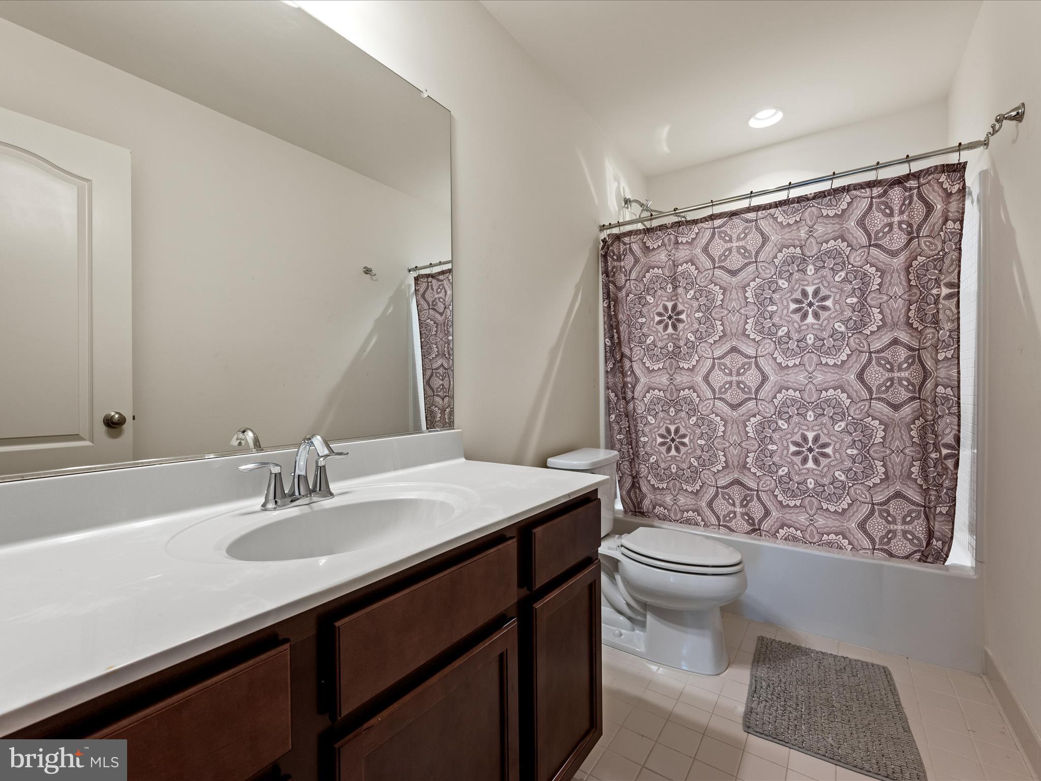 EMBREY MILL - Residential Lease