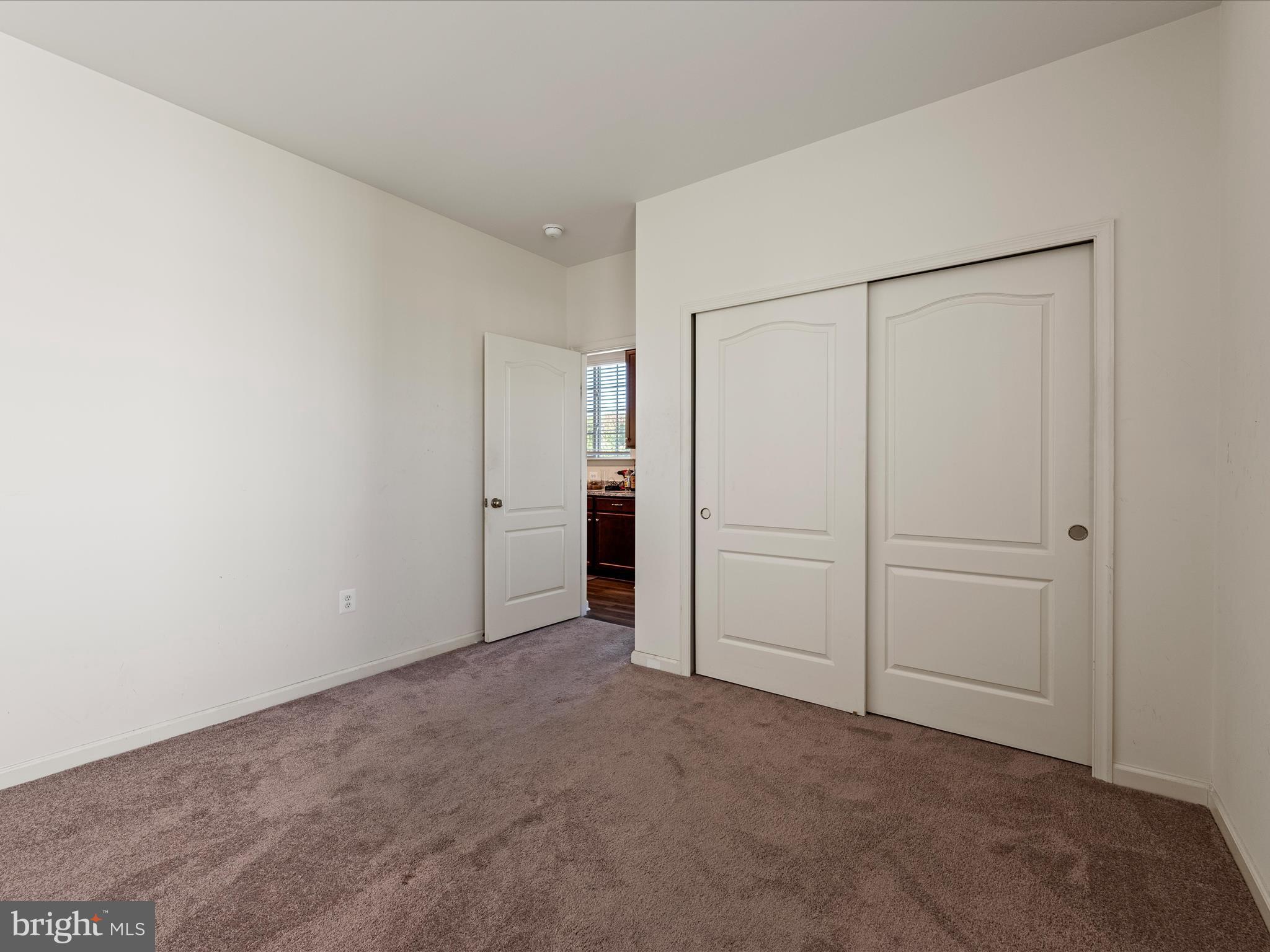 EMBREY MILL - Residential Lease