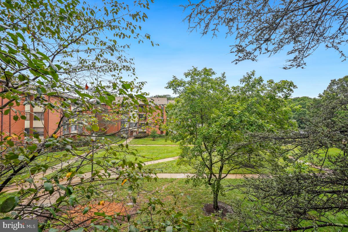 GREENBRIAR CONDO PHASE III - Residential