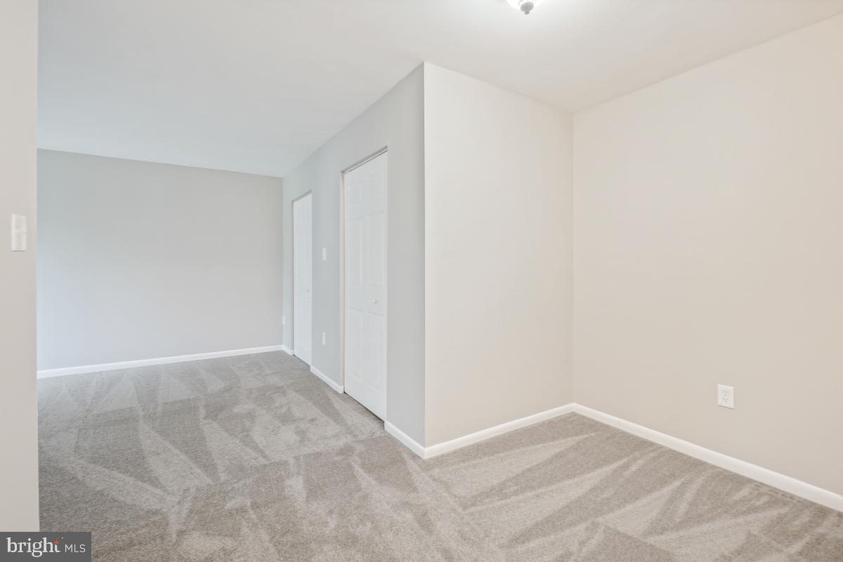 GREENBRIAR CONDO PHASE III - Residential