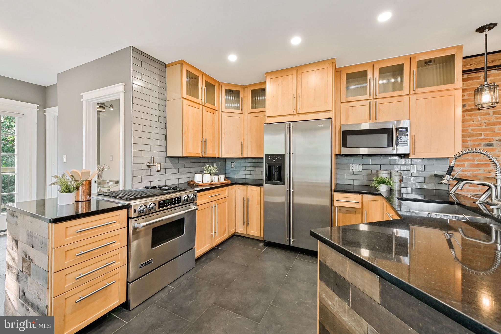 UPPER FELLS POINT - Residential