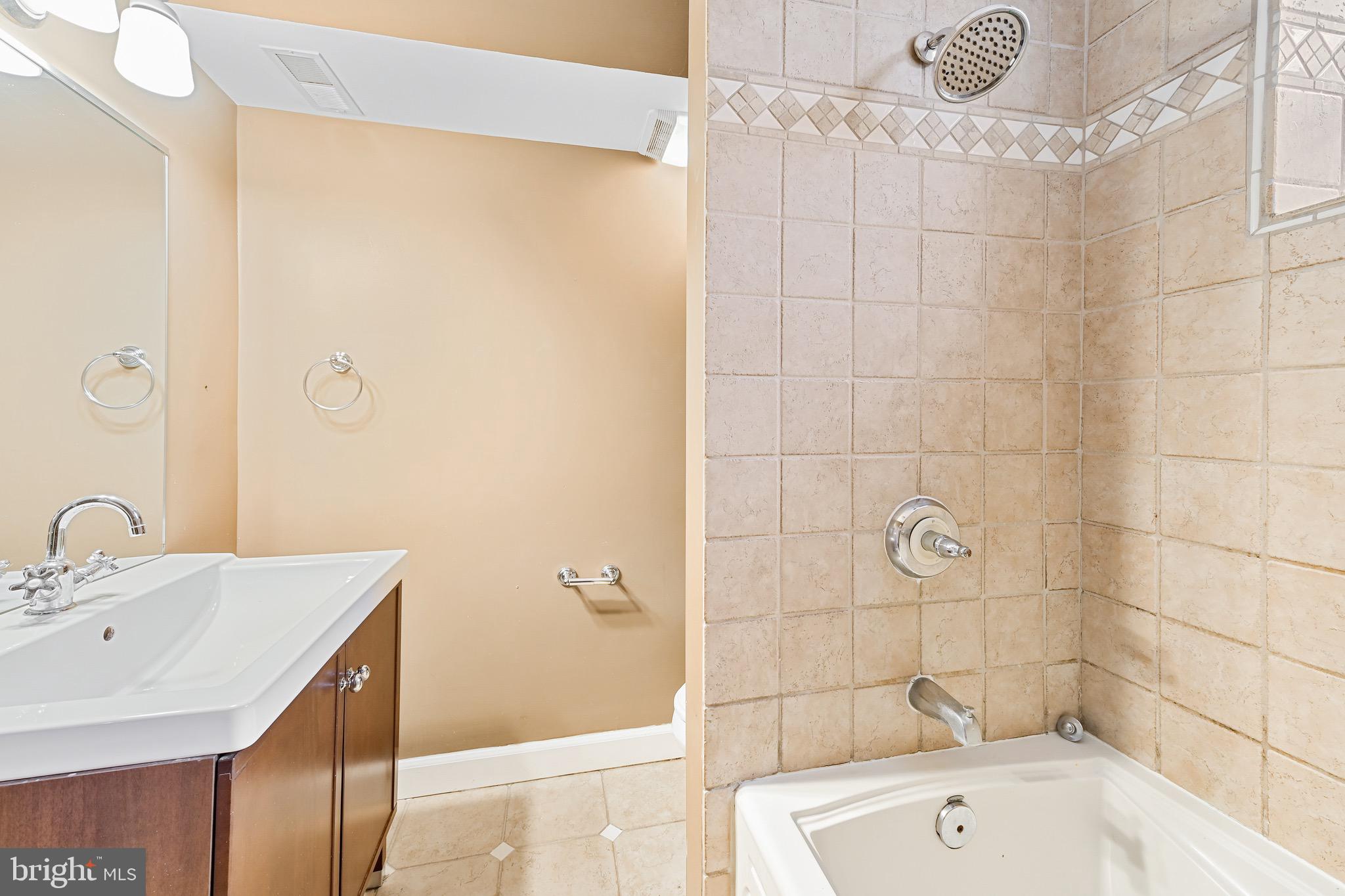 UPPER FELLS POINT - Residential