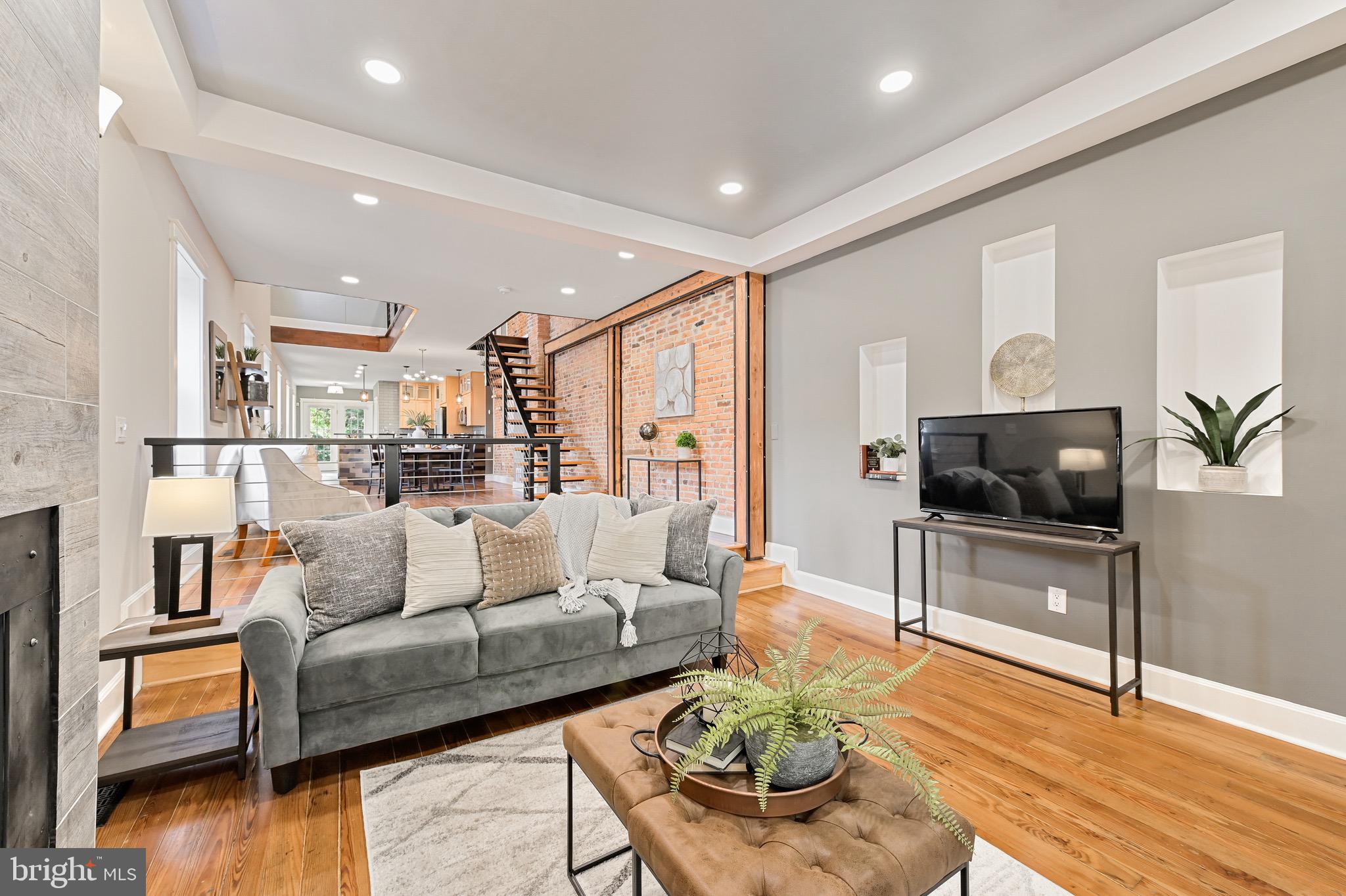 UPPER FELLS POINT - Residential