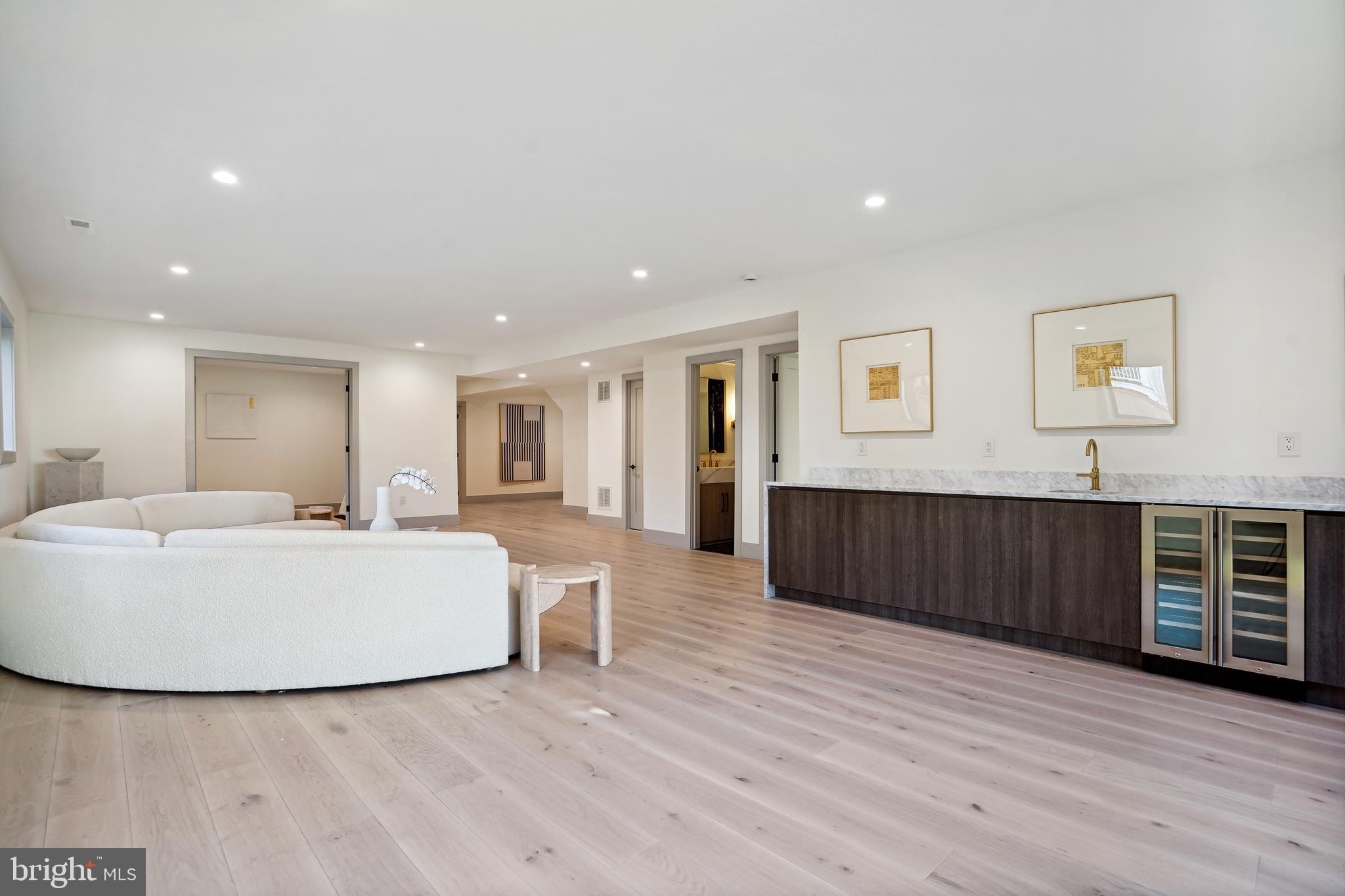 CHESTERBROOK - Residential