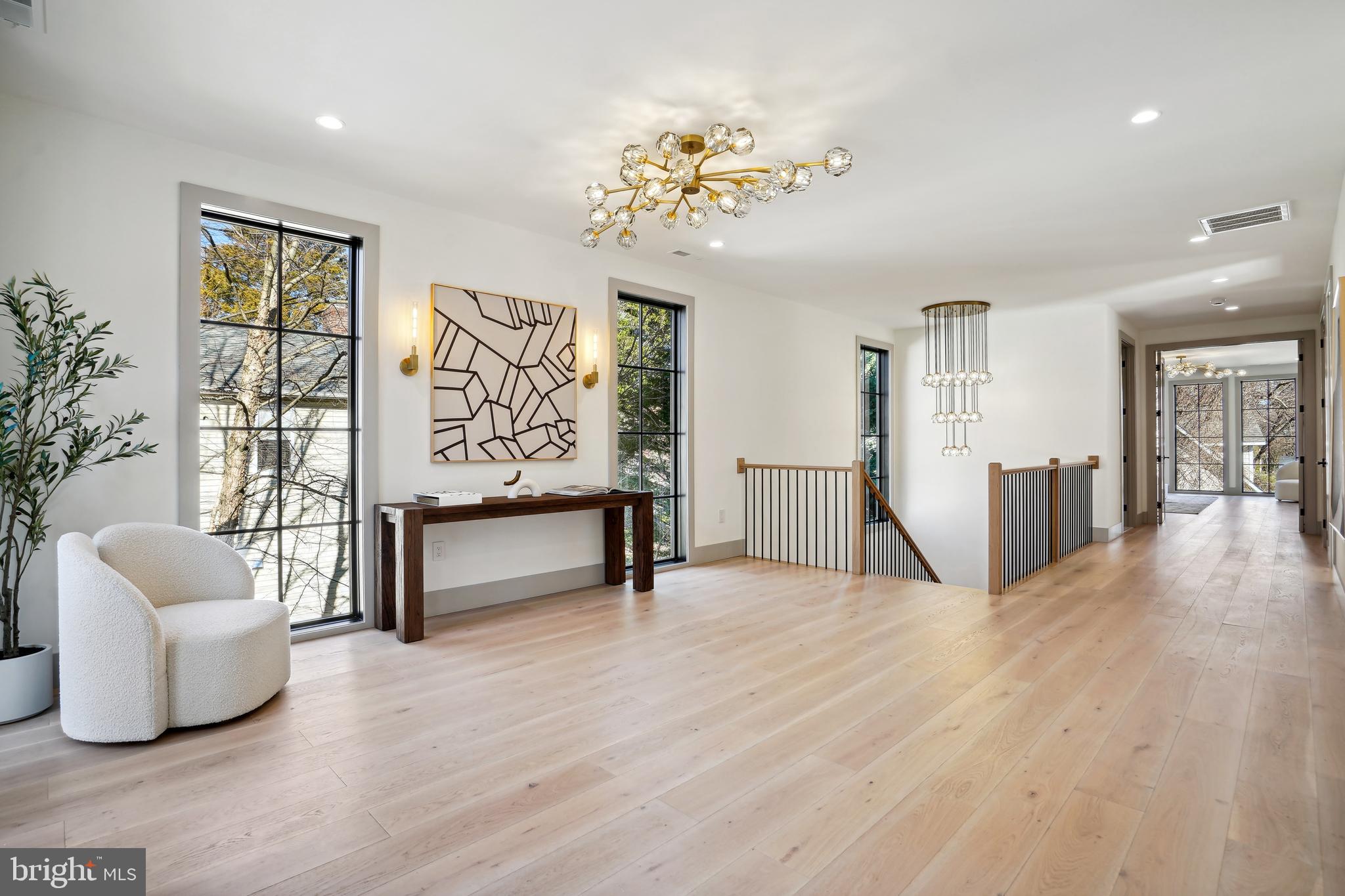 CHESTERBROOK - Residential