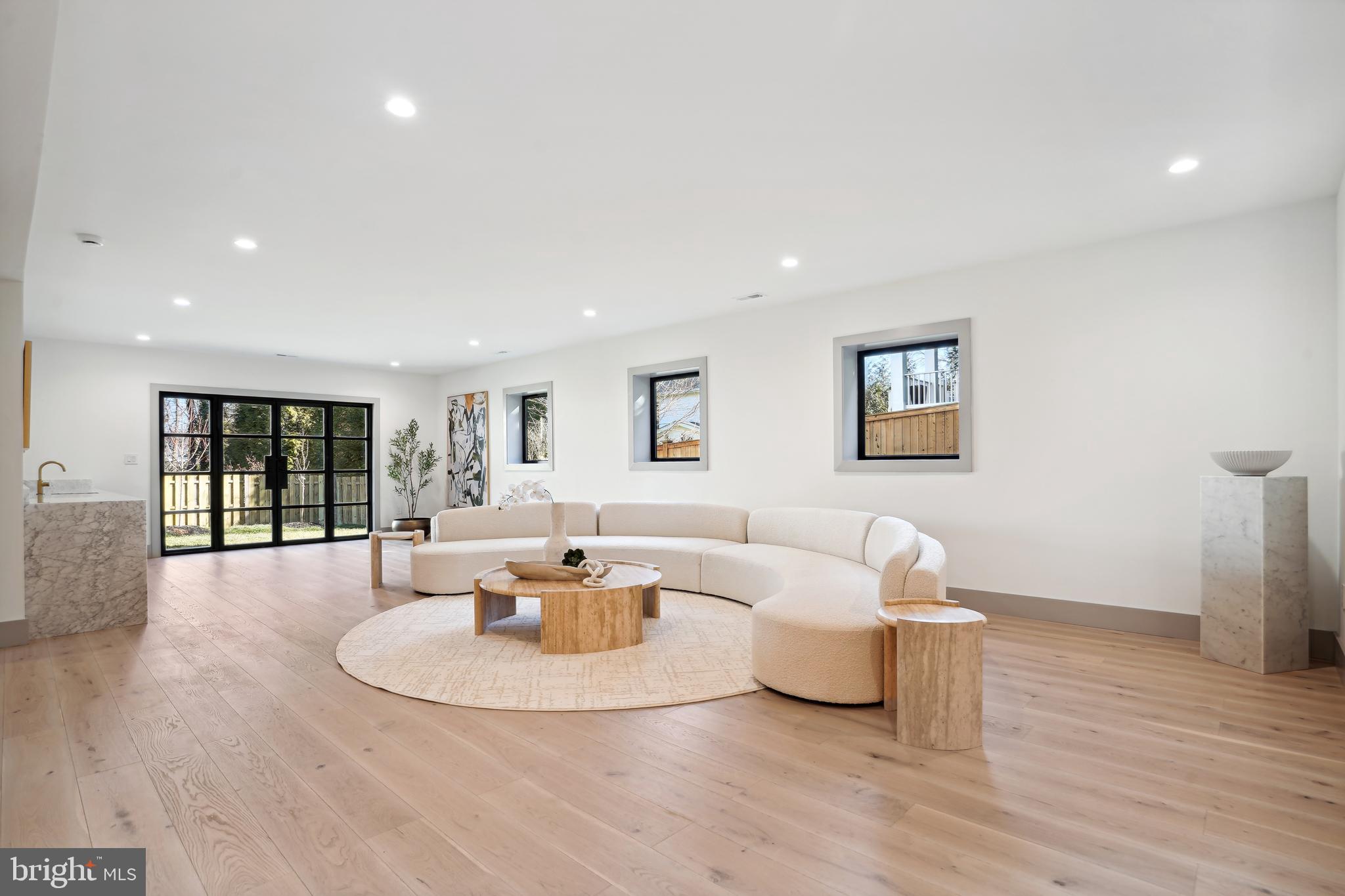 CHESTERBROOK - Residential