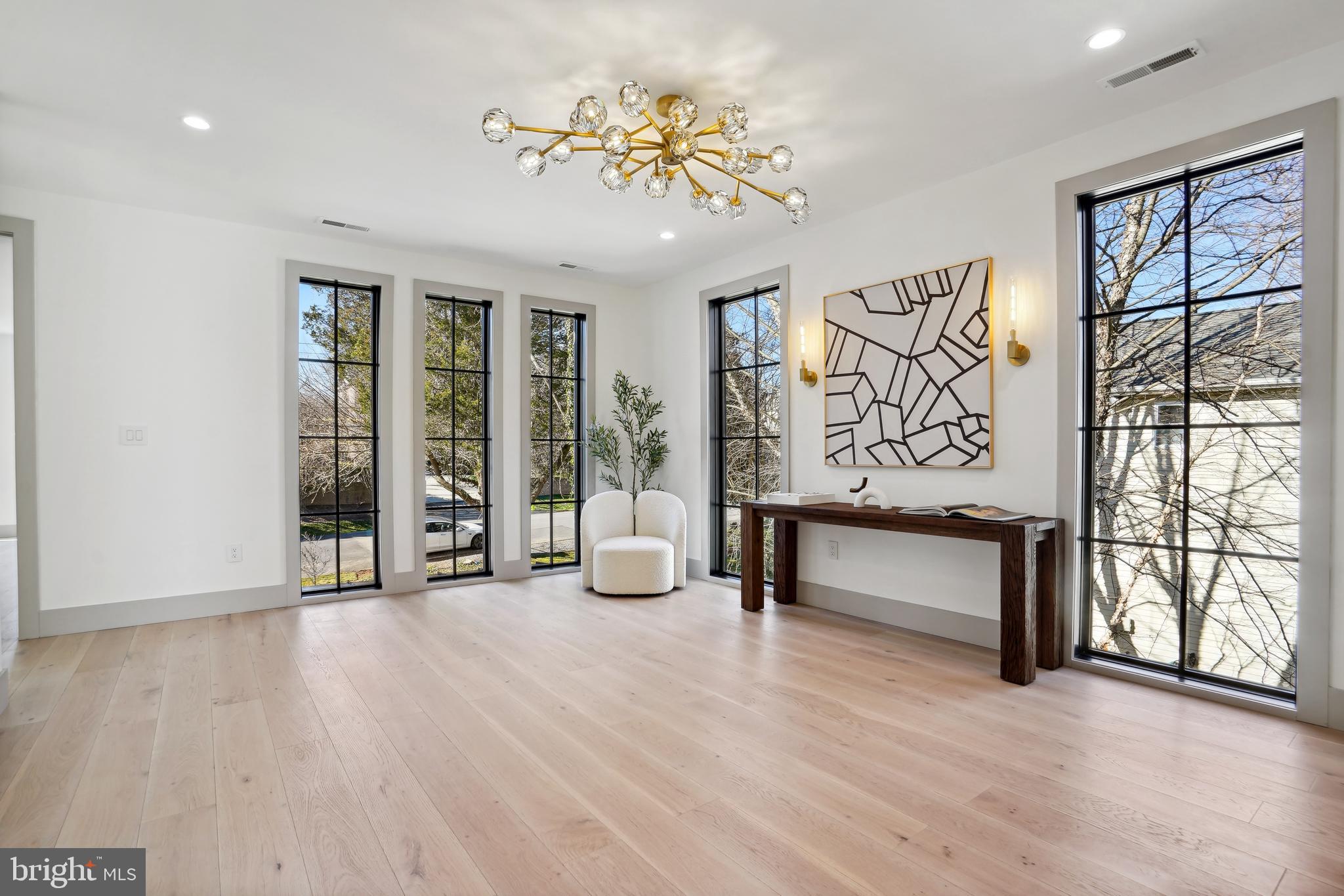 CHESTERBROOK - Residential